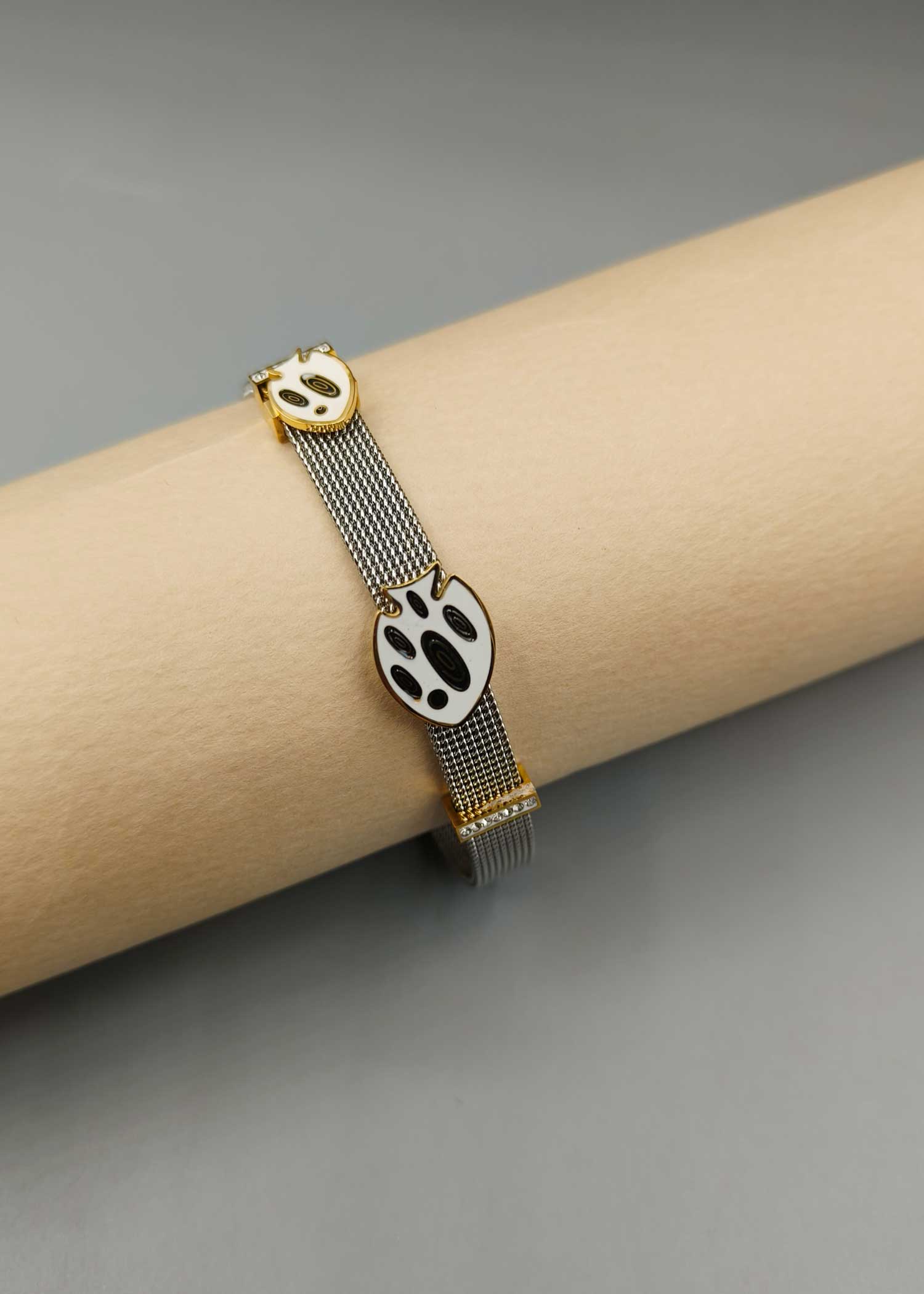 Cubic Zircon Fish Style Women Loose Bracelet