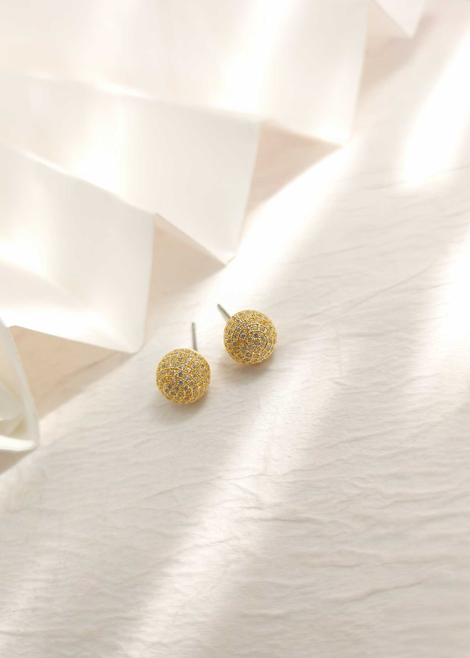 Zircon Earring