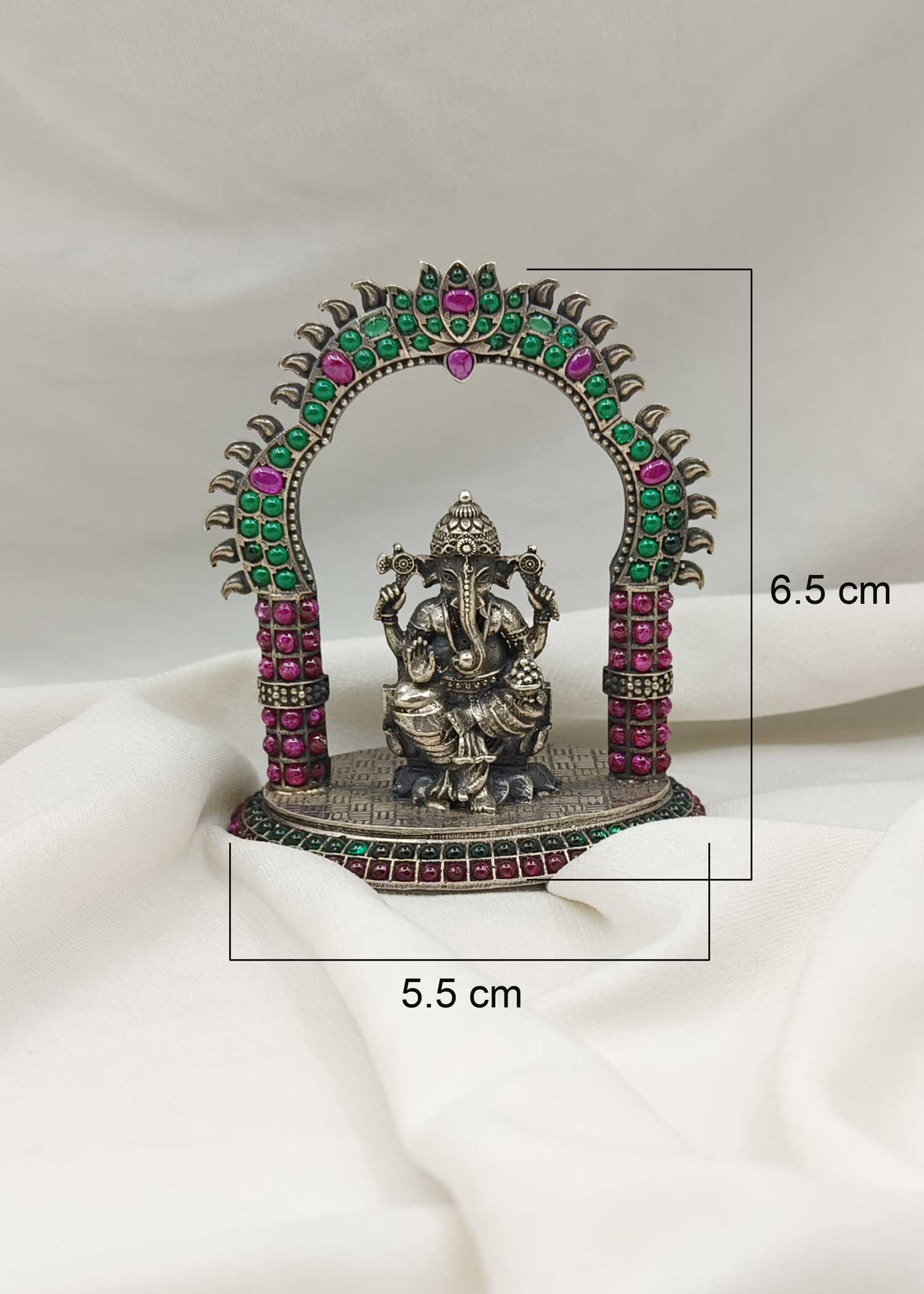 92.5 Sterling Silver Ganesha Idol