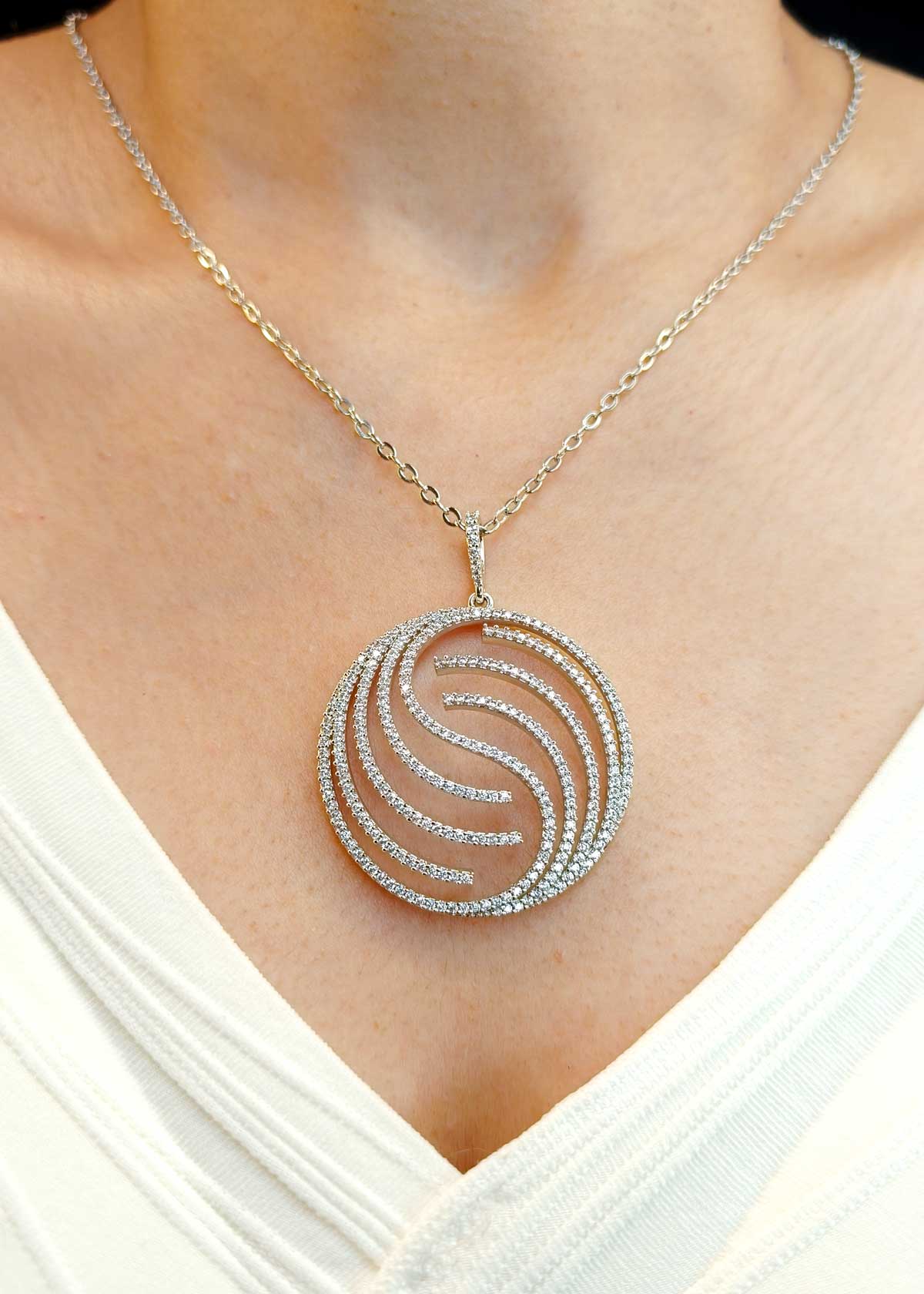 Dazzling Circle Shape Cubic Zircon Pendant set