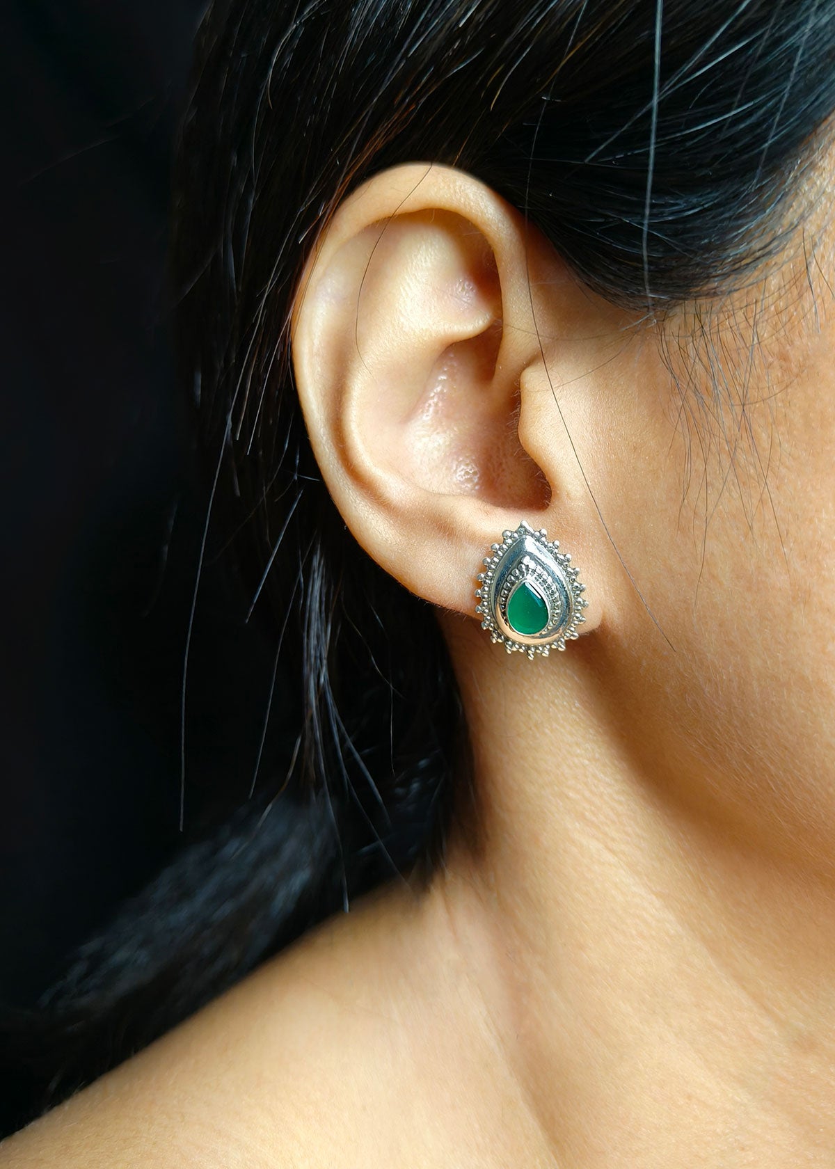 92.5 Sterling Silver Paan Shape Stud Earring