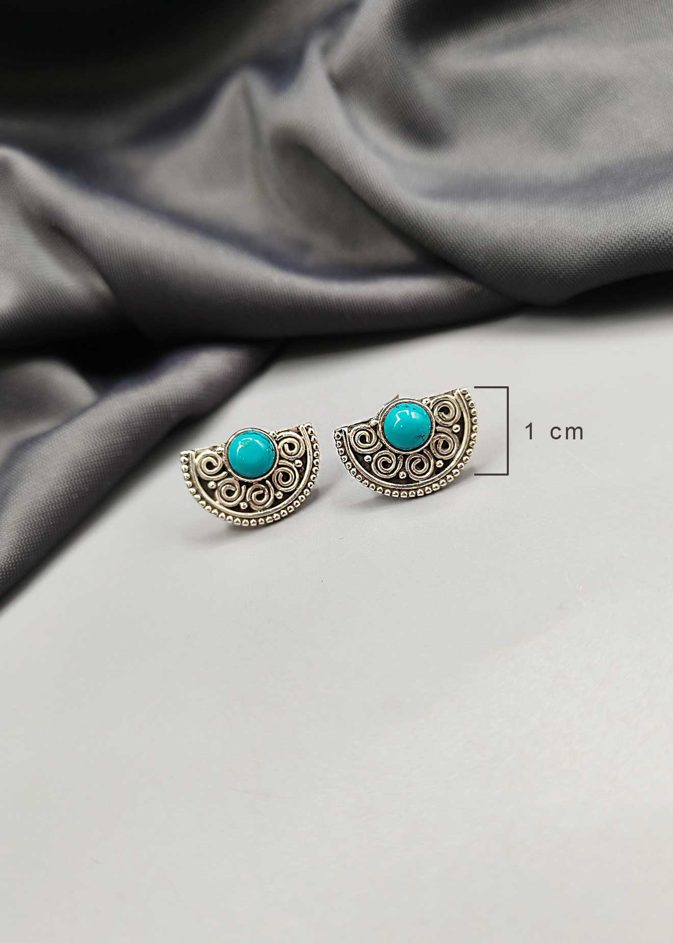 92.5 Sterling Silver Turquoise Stud Earring