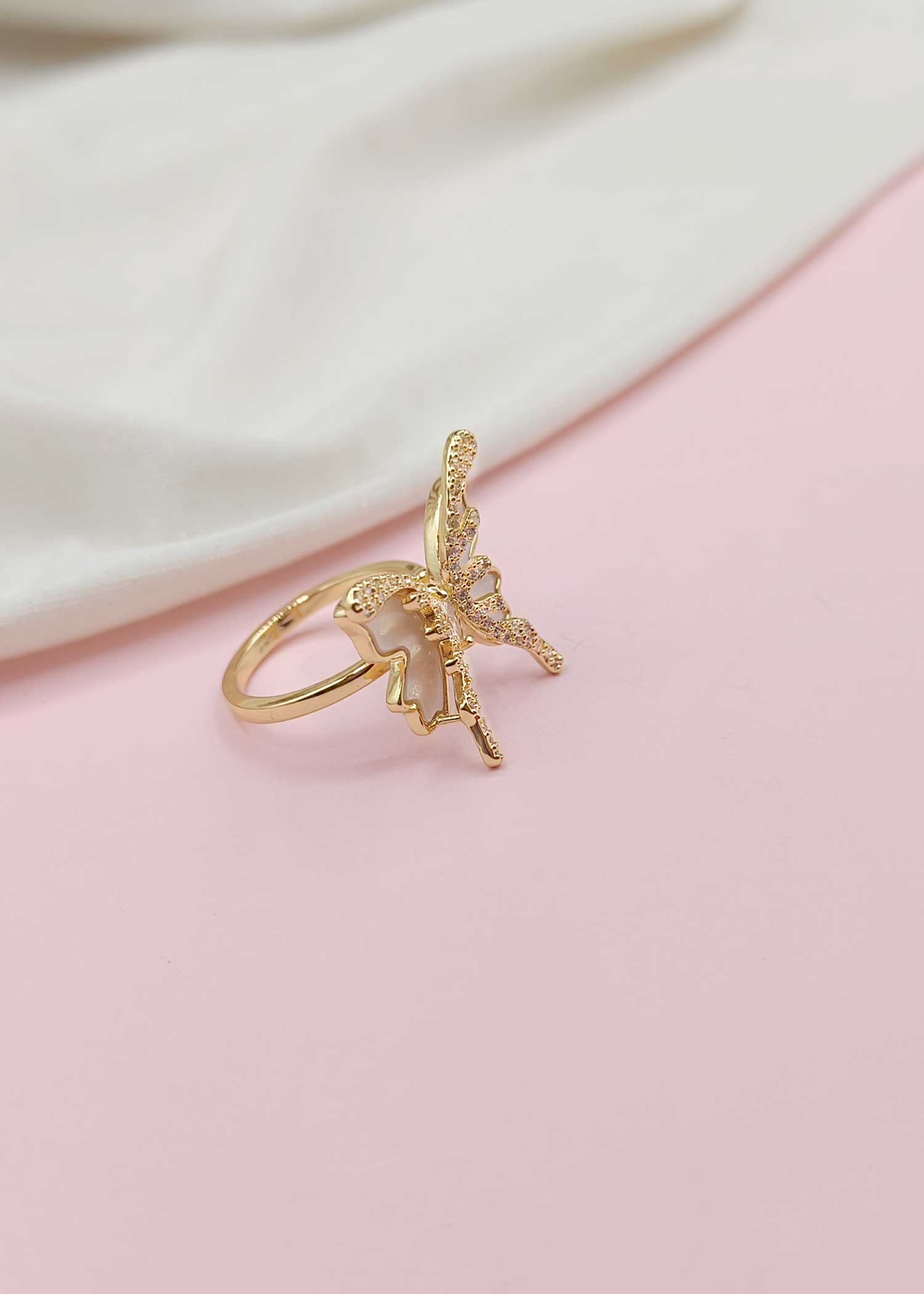 Mother Of Pearl Finger Ring