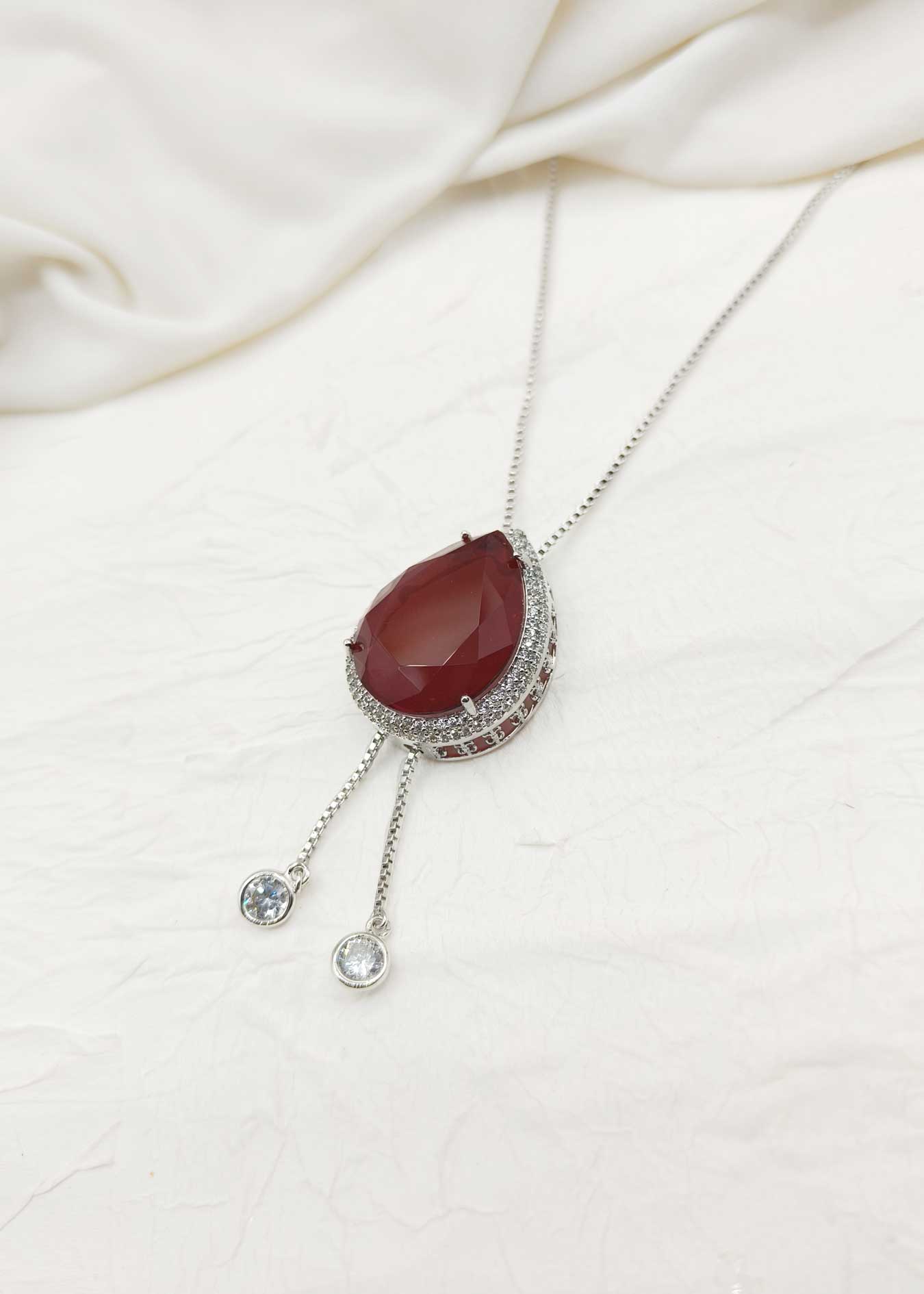 Pendant chain