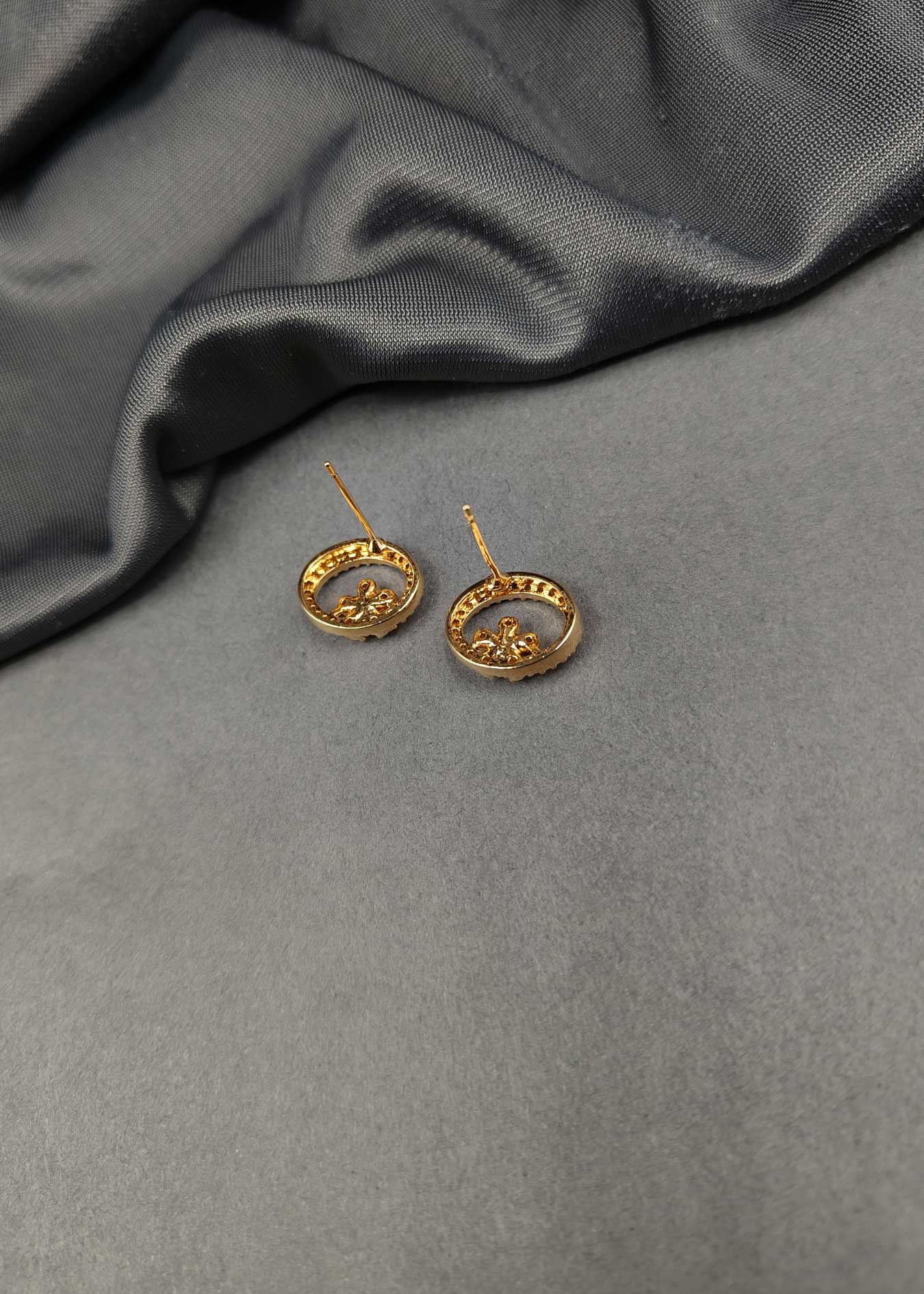 earring
