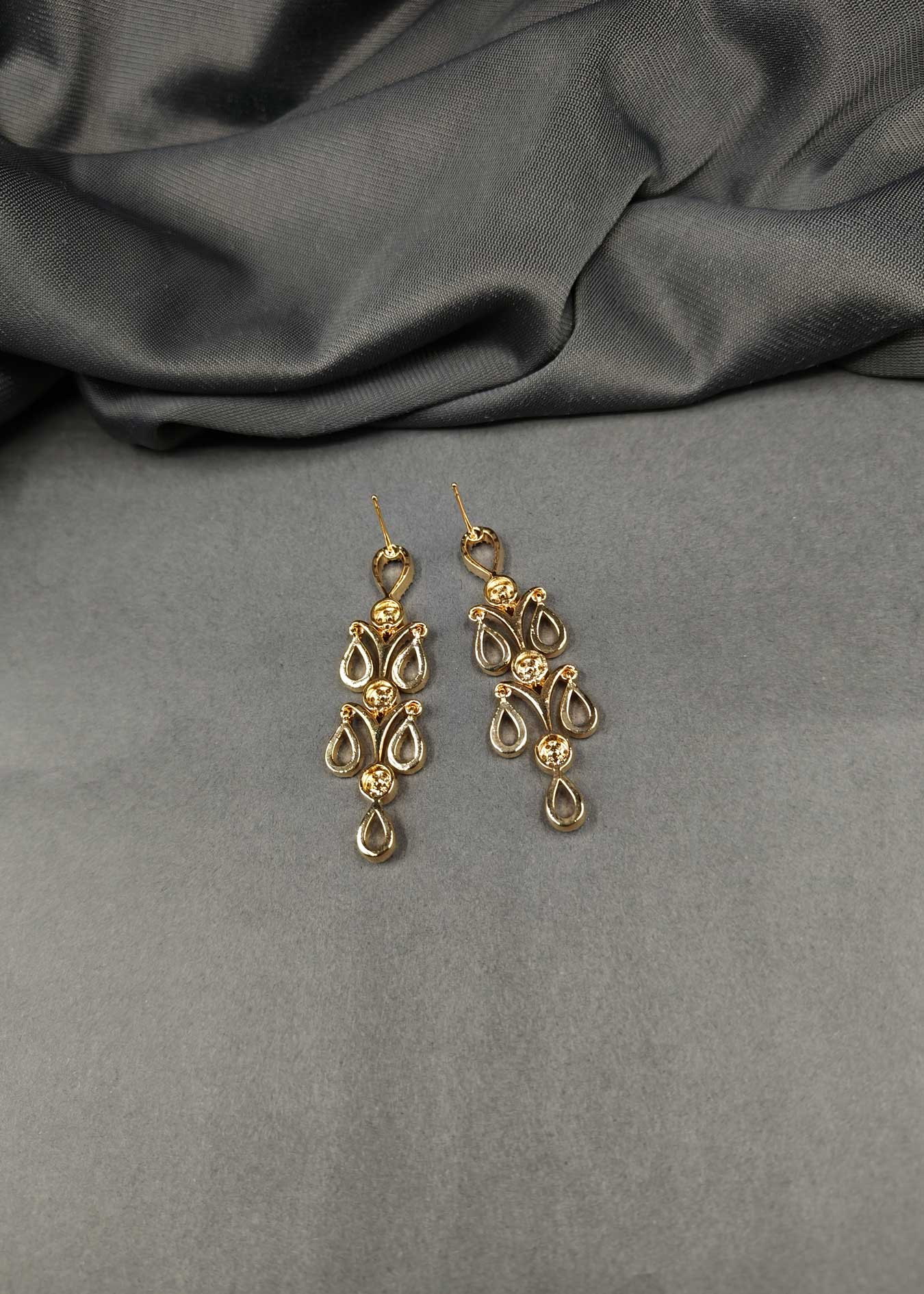 EARRING BACK