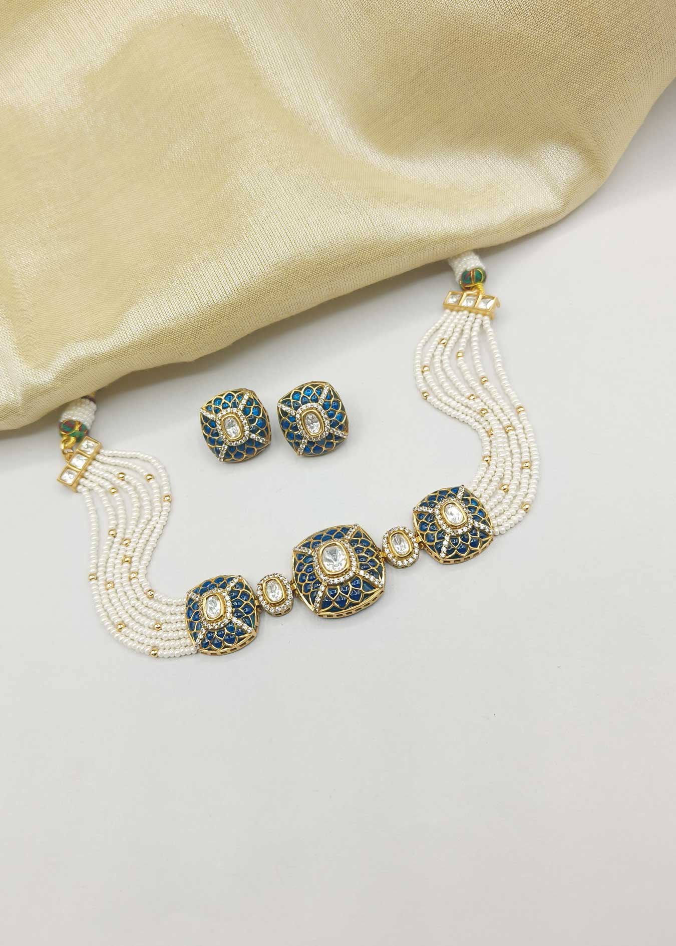 Kundan Chokers