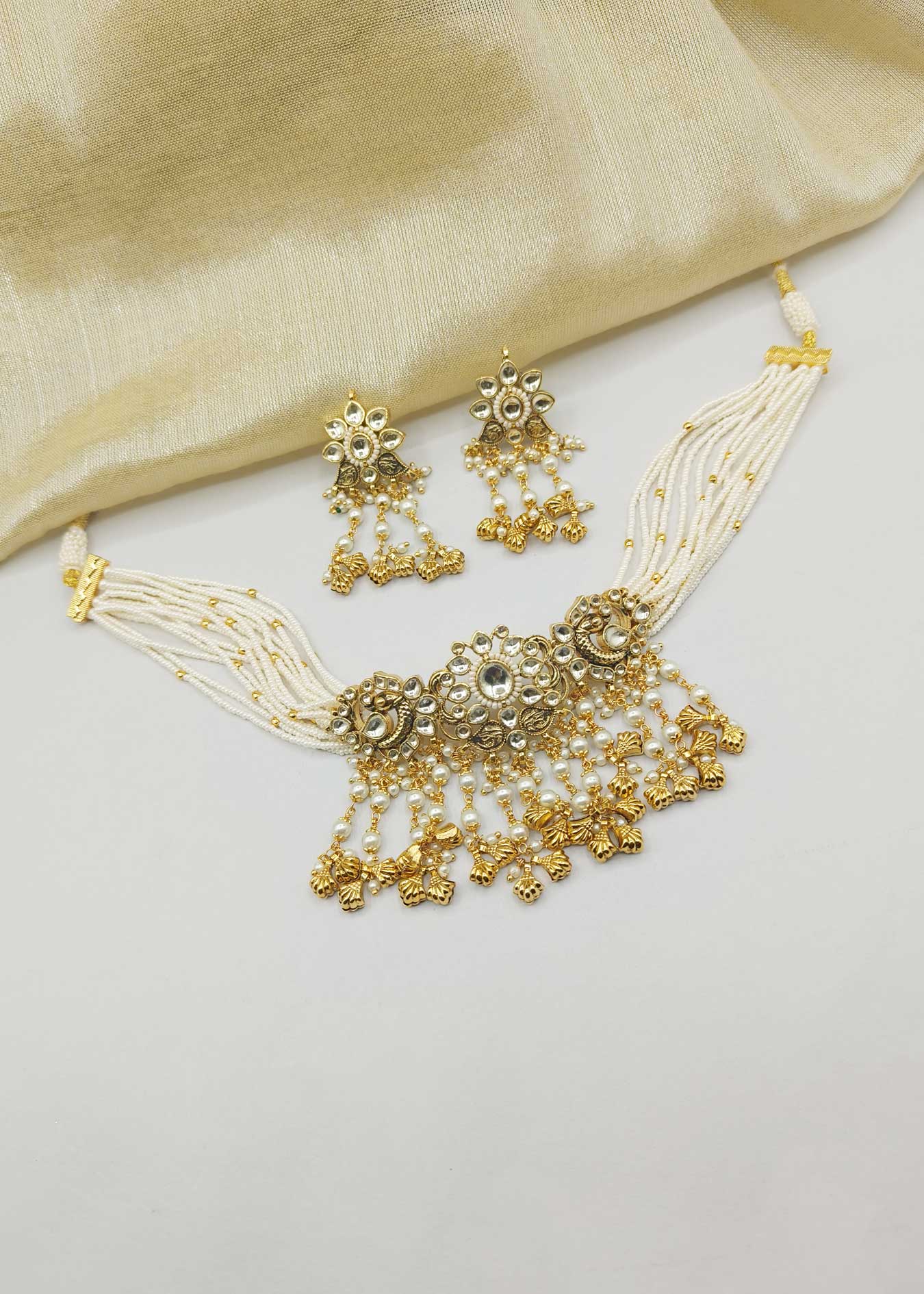 Kundan Chokers