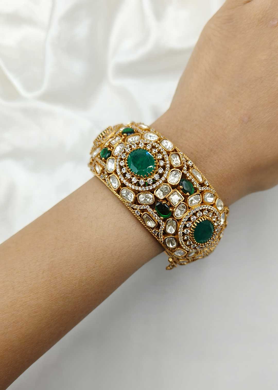 Kundan Bangles