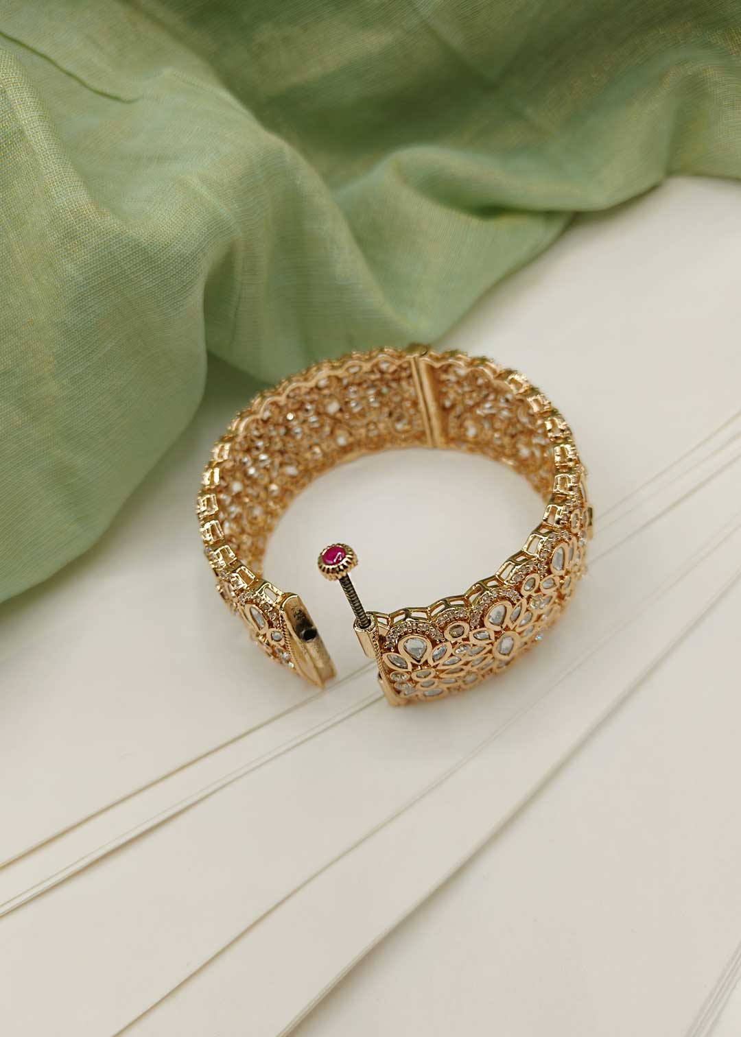 Kundan Bangles