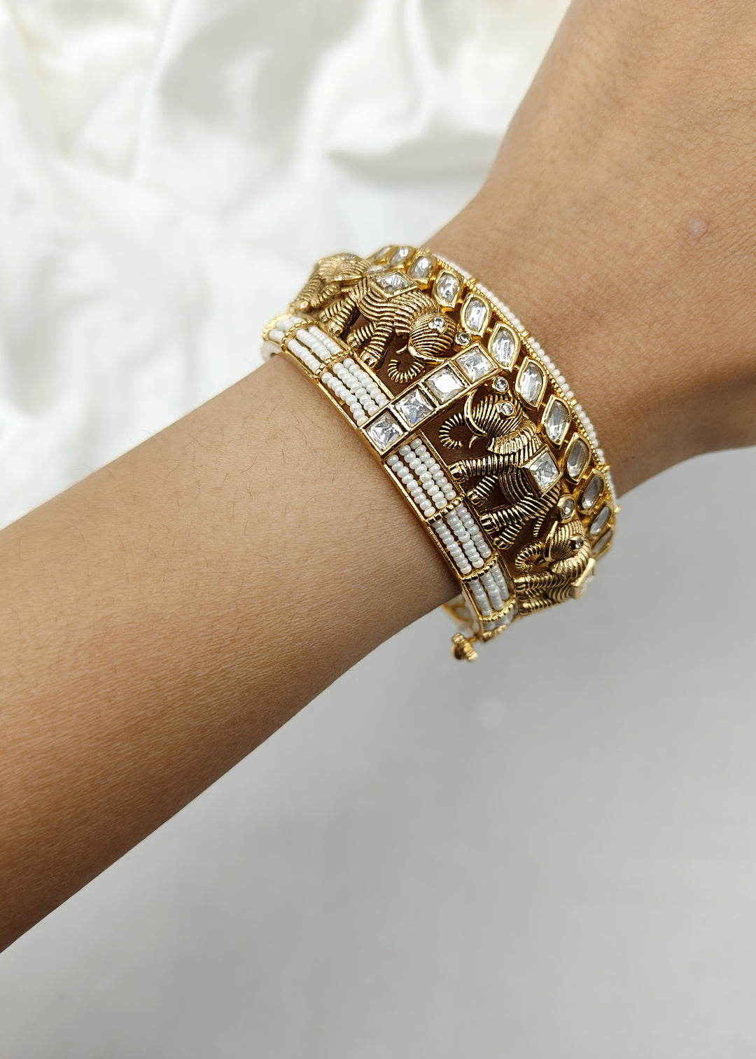 Kundan Bangles