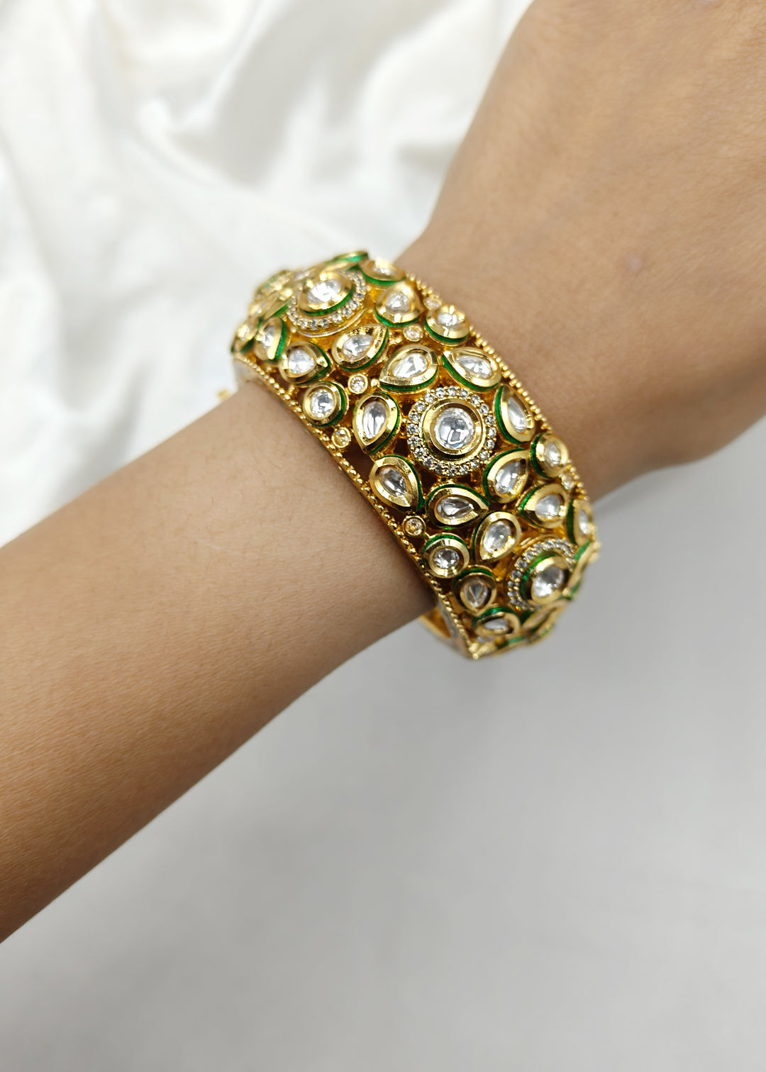Kundan Bangles