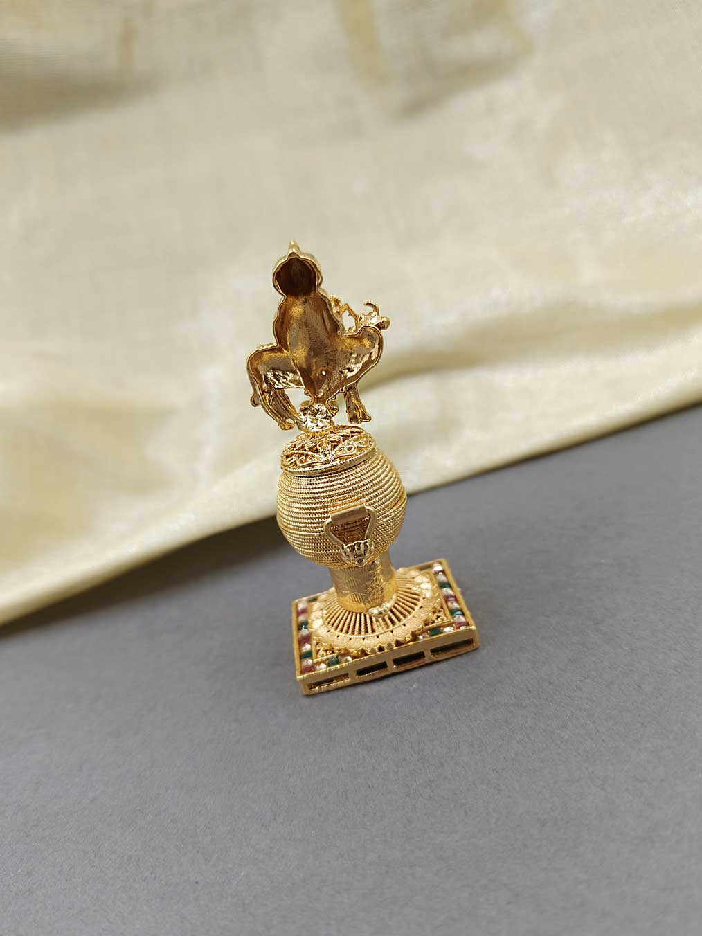 Lord Krishna Gold Plated Kumkum Box / Sindoor Box