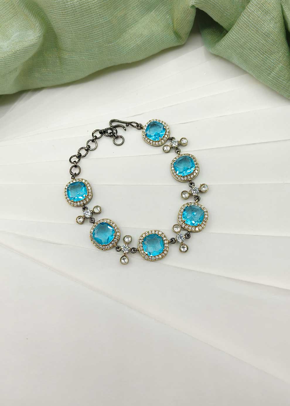 Beautifully Design Cubic Zircon Black Polish Women Loose Bracelet