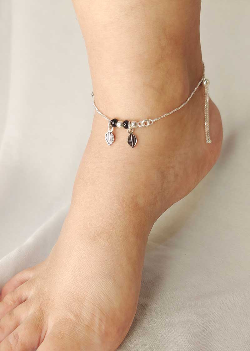 92.5 Sterling Silver Leaf Design Delicate Fully Adjustable Payal/Anklet