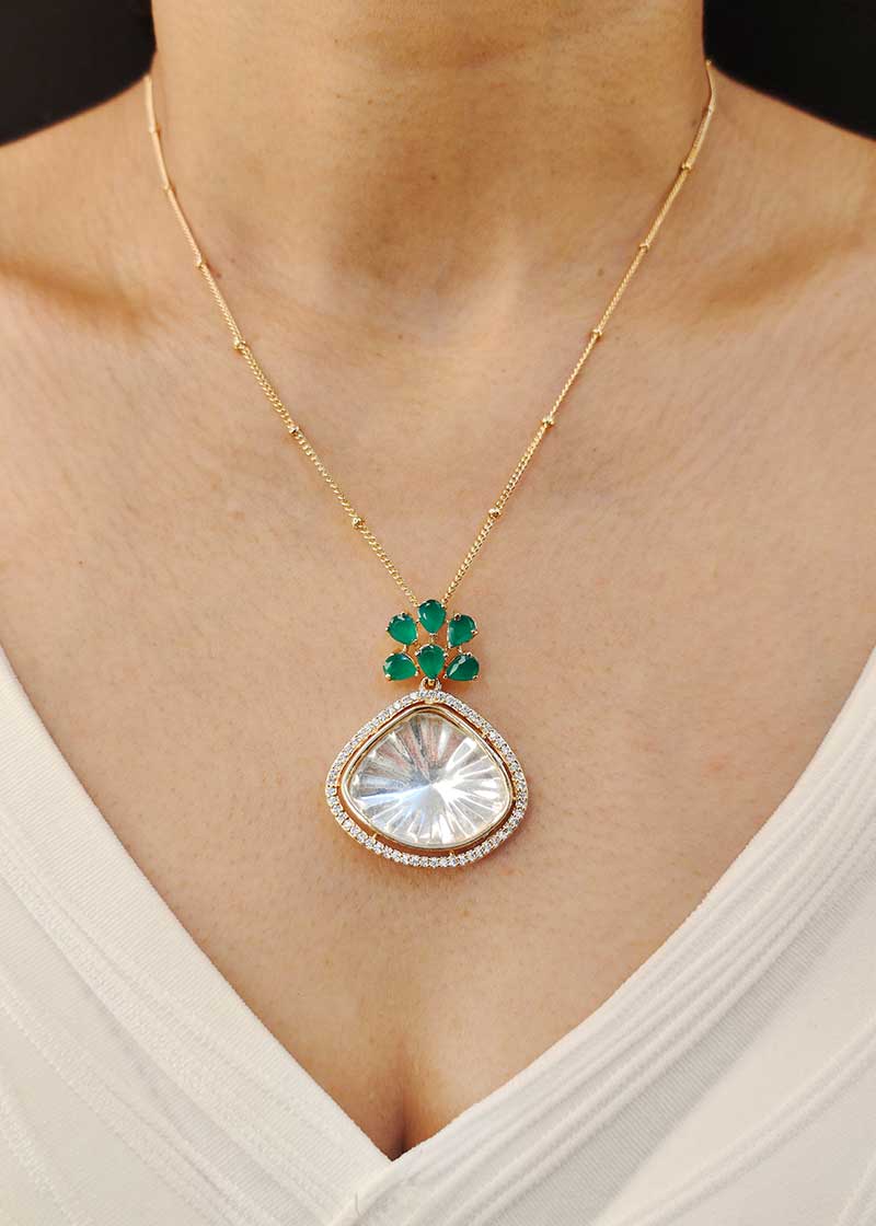 Gold Plated Elegant Floral Kundan And Cubic Zircon Pendant Set With Chain