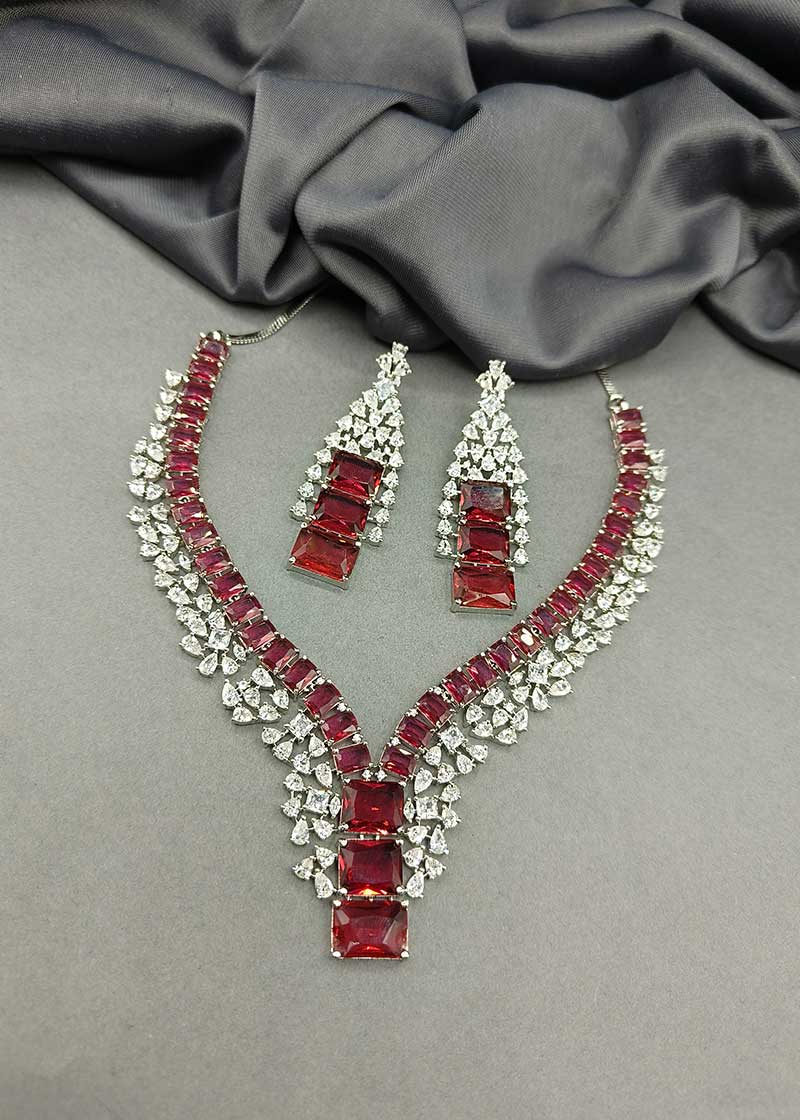 Multicolor Western Style Diamond Necklace Set