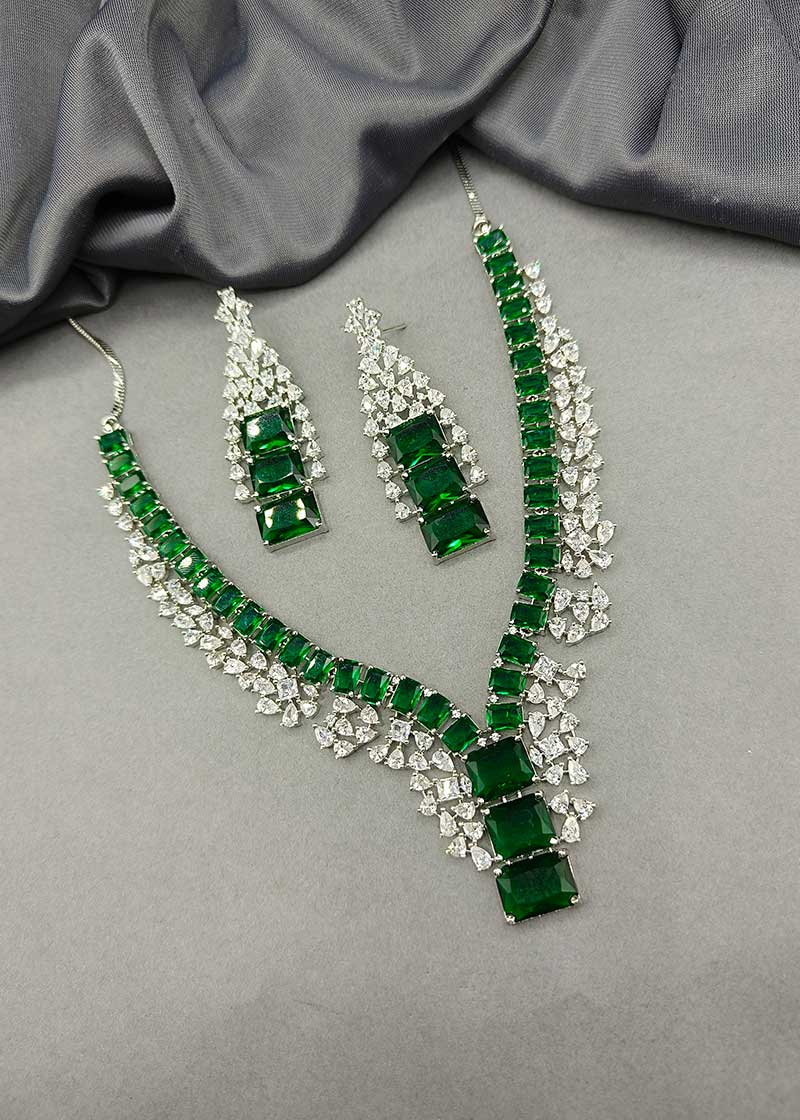 Multicolor Western Style Diamond Necklace Set