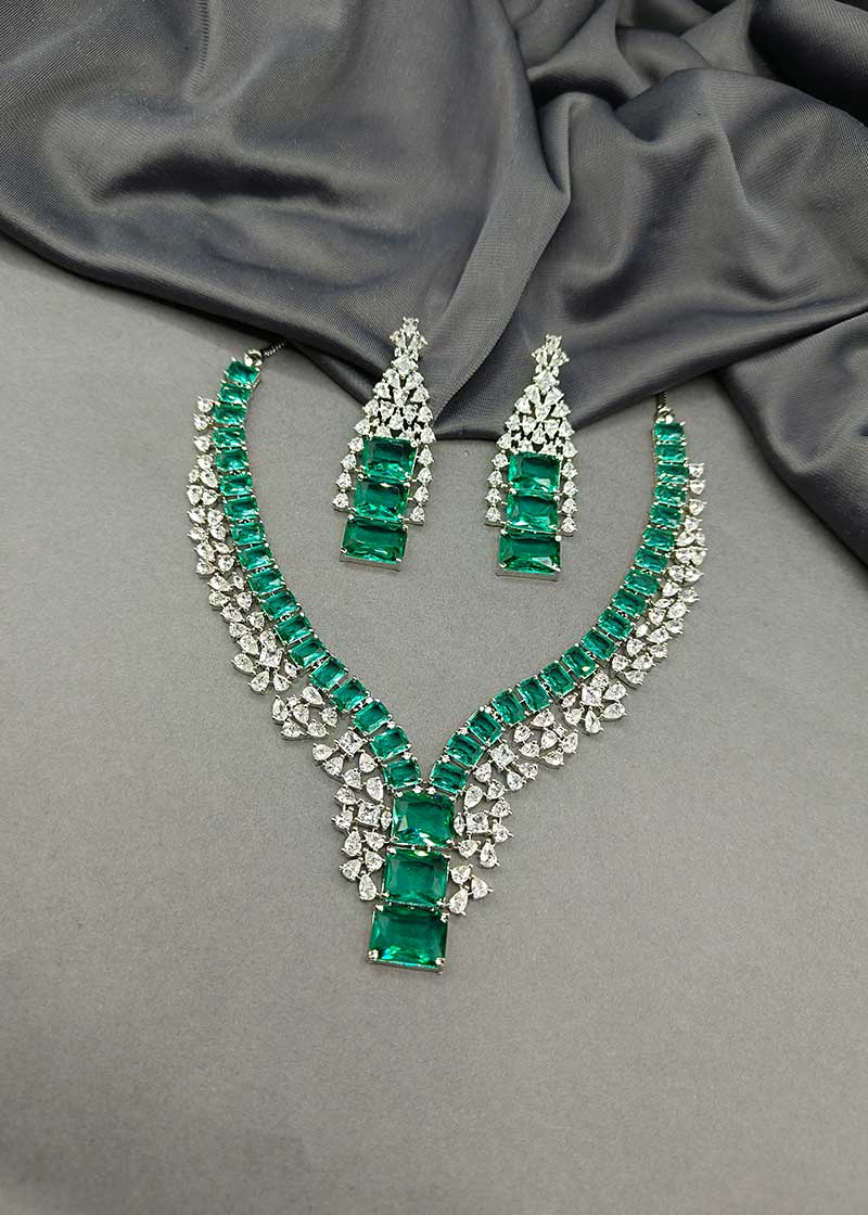 Multicolor Western Style Diamond Necklace Set
