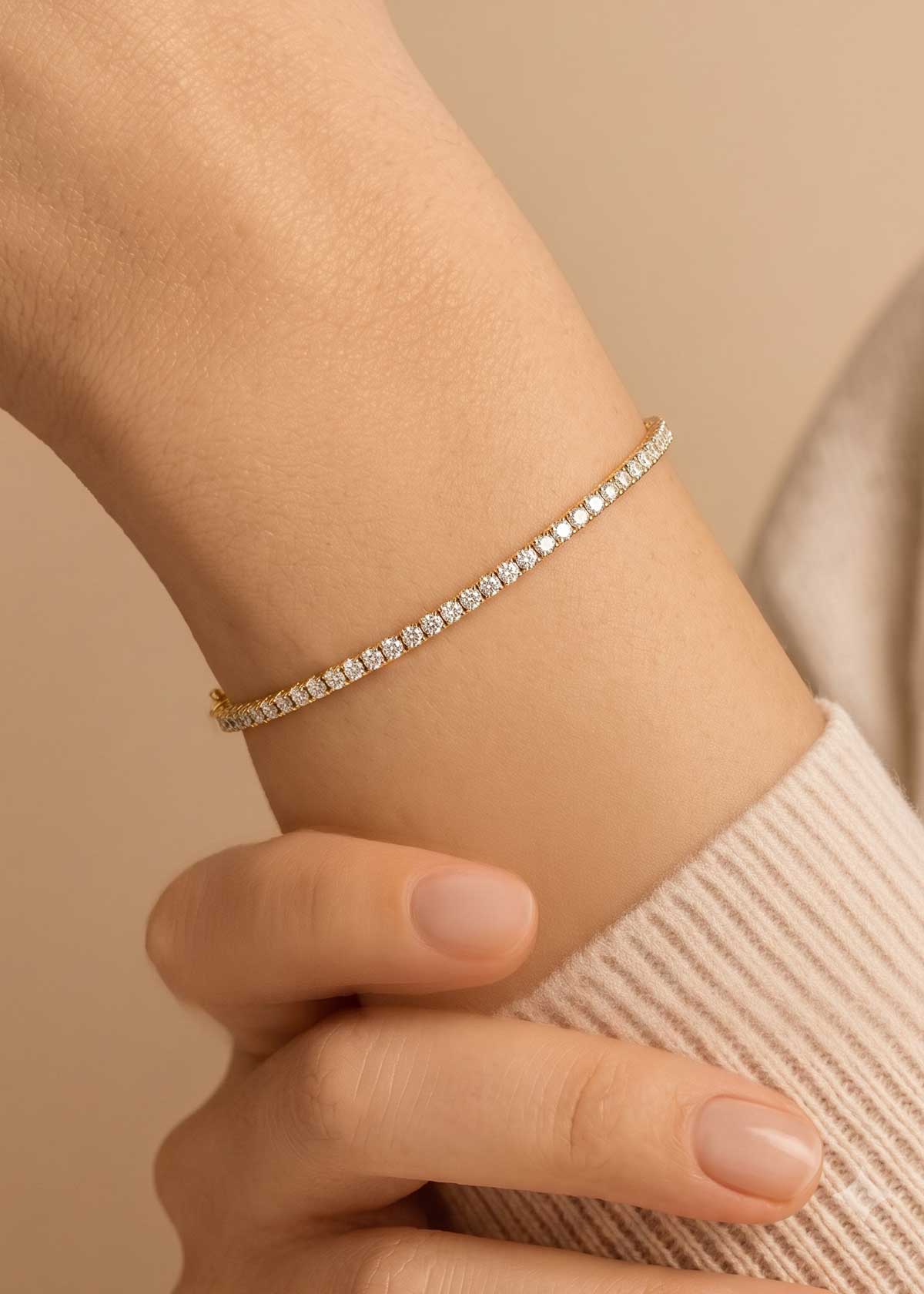 Cubic Zircon Delicate Diamond Kada Bracelet For Women