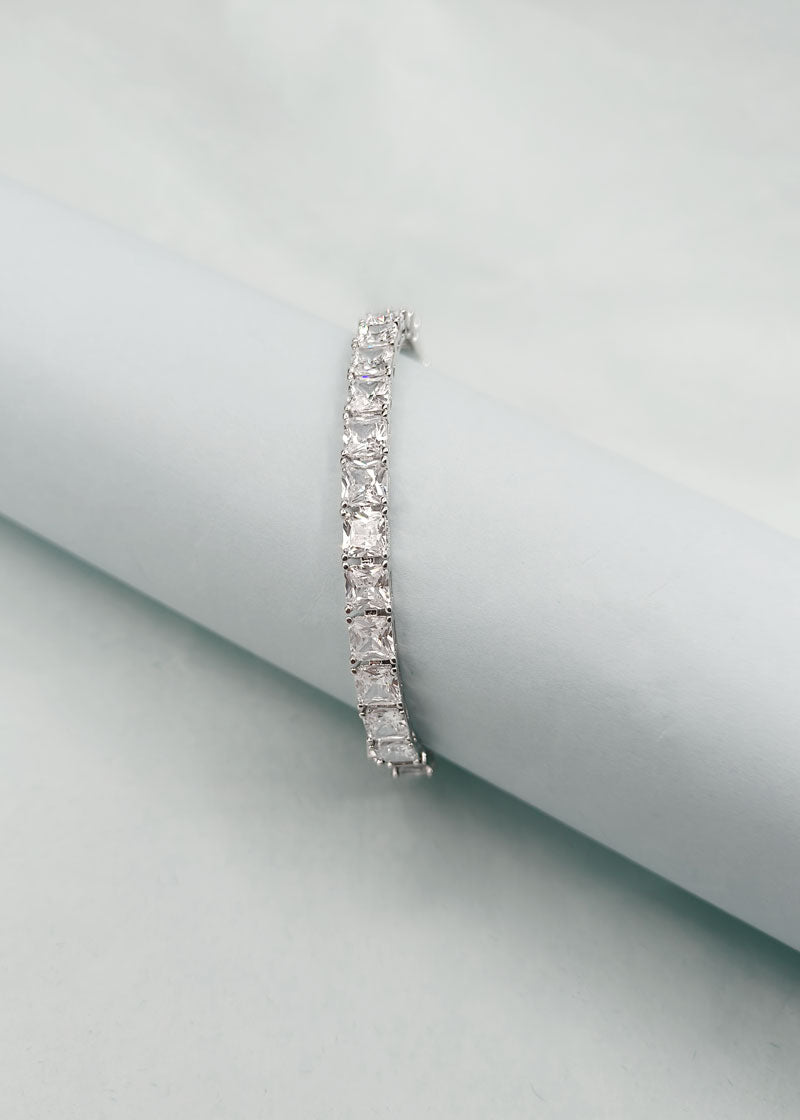 Square Shape Diamond Openable Kada Bracelet
