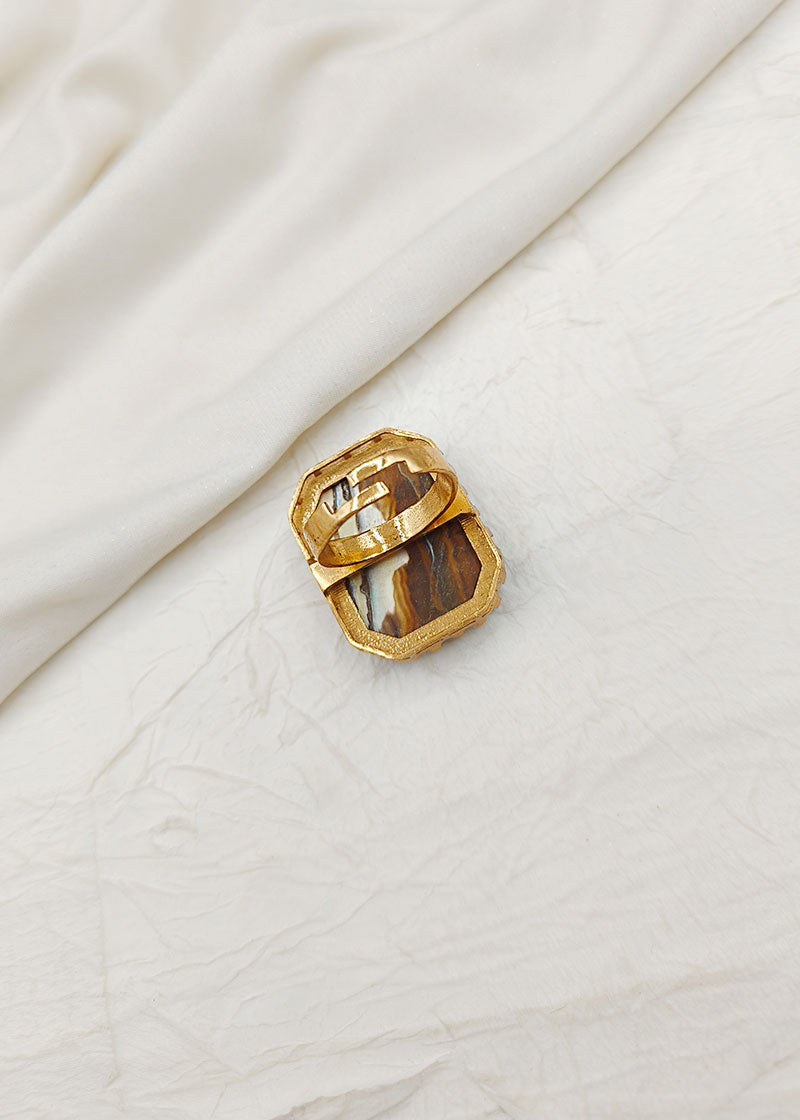 Big White Mother Of Pearl Floral Design Kundan Finger Ring For Women