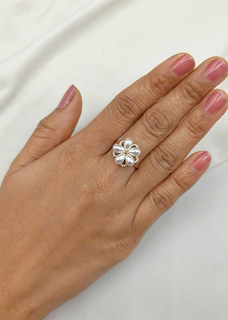 Delicate Rotating Pearl Flower Gold-Plated Women Adjustable Finger Ring