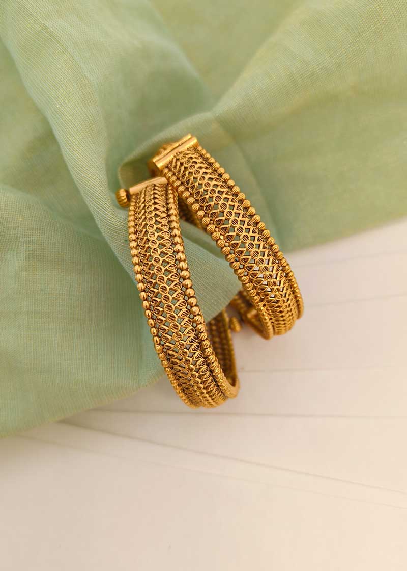 Traditional Rajasthani Antique Gold Openable Bangles (Pair)