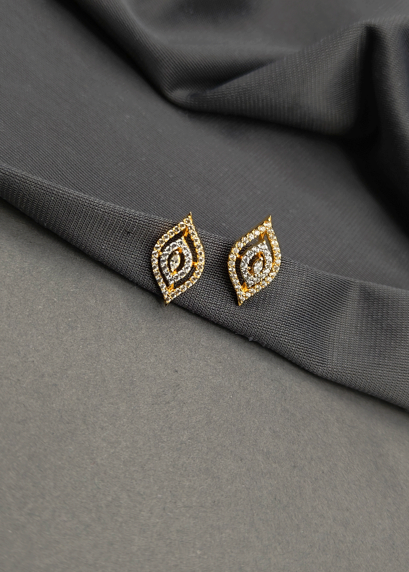 Stylish Leaf Design & Cubic Zircon Mangalsutra Pendant set