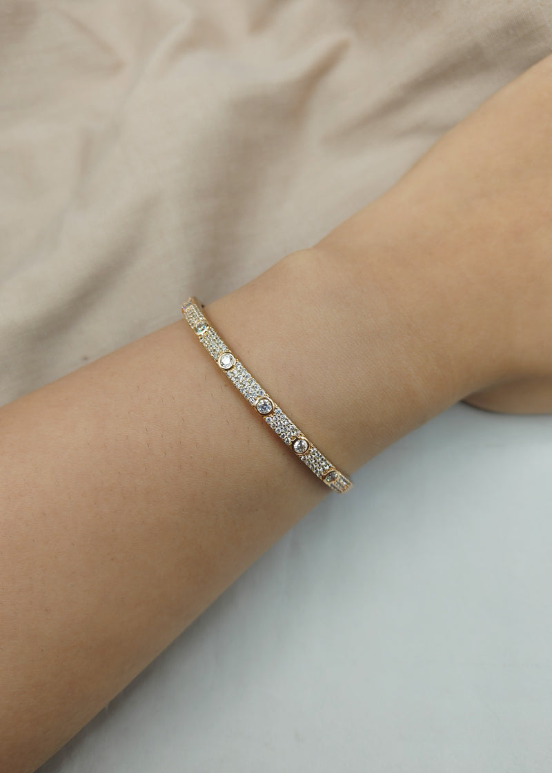 Rose Gold Plated Delicate Diamonds Studded Cubic Zircon Kada Bracelet