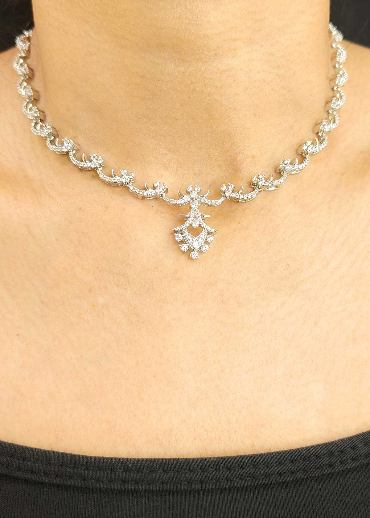 Elegant Cubic Zircon Silver Plated Delicate Necklace Set for Women