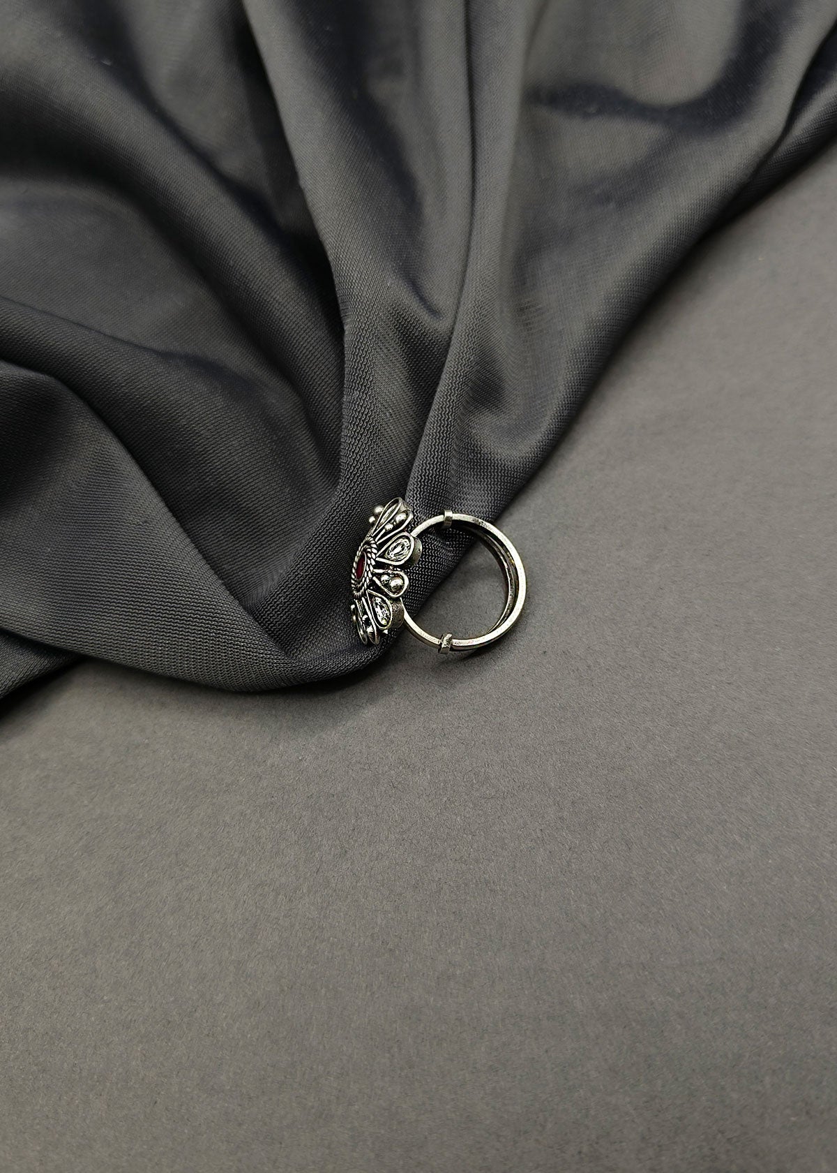 92.5 Sterling Silver Glamorous Oxidized Silver Adjustable Big Finger Ring