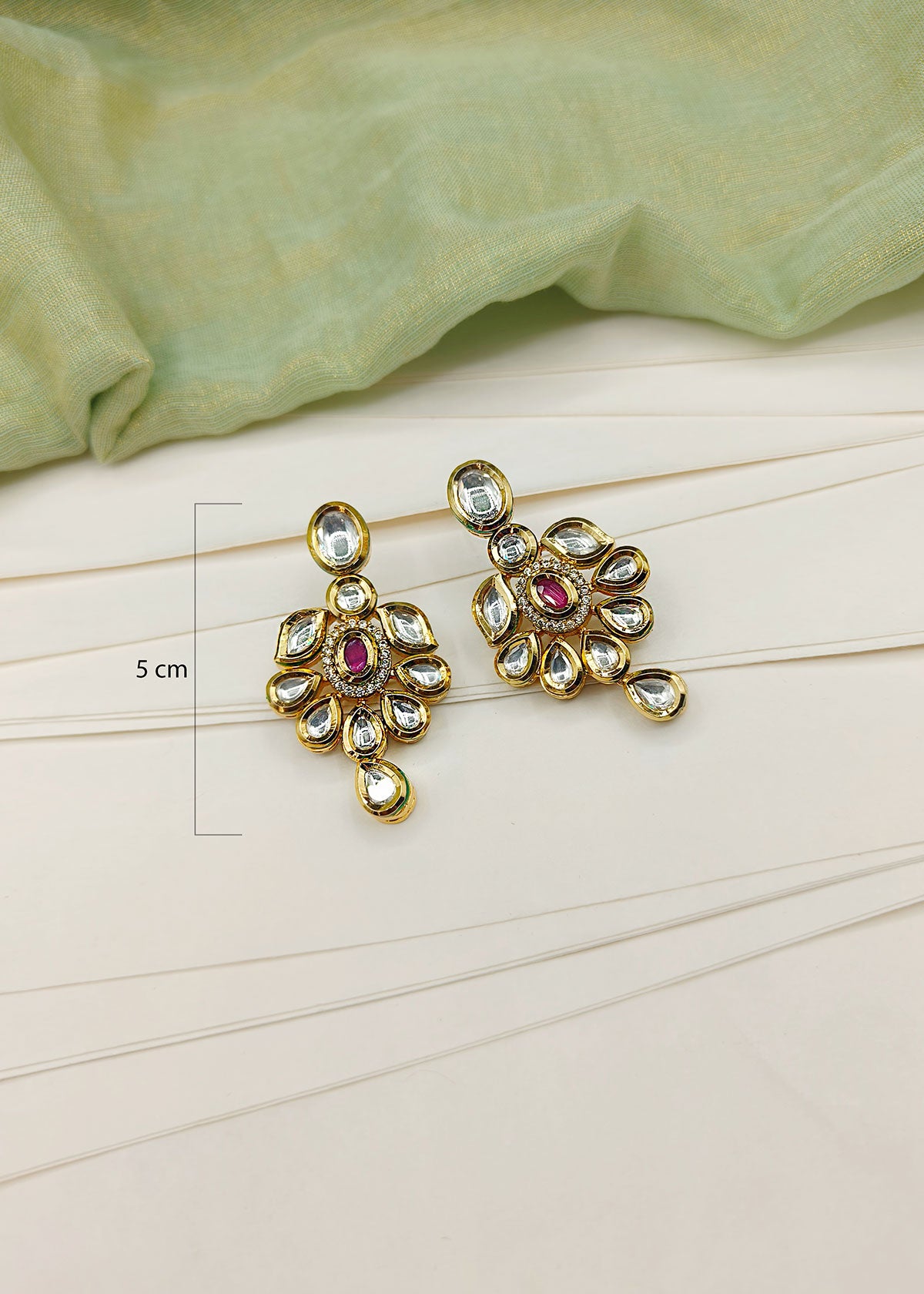 Elegant Gold Plated Kundan Necklace Set