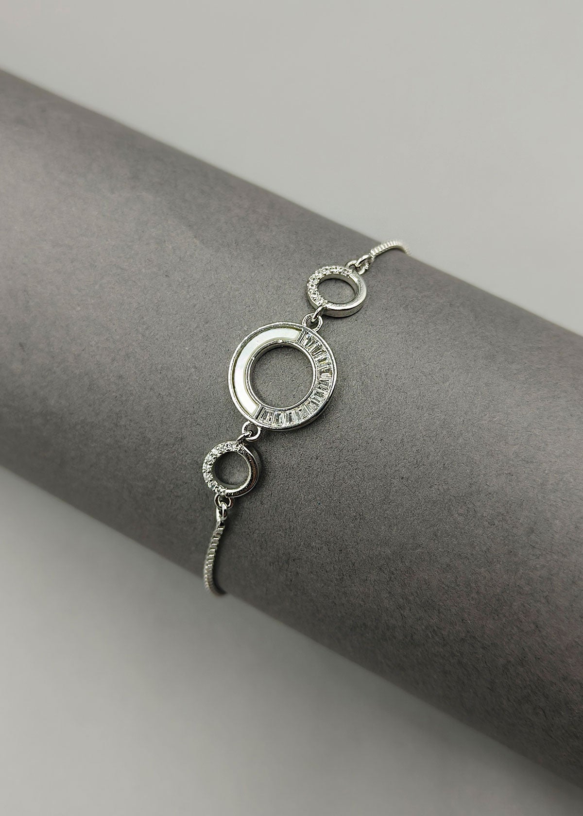 Orbit Inspired Cubic Zircon Fully Adjustable Mother Of Pearl Delicate Loose Bracelet