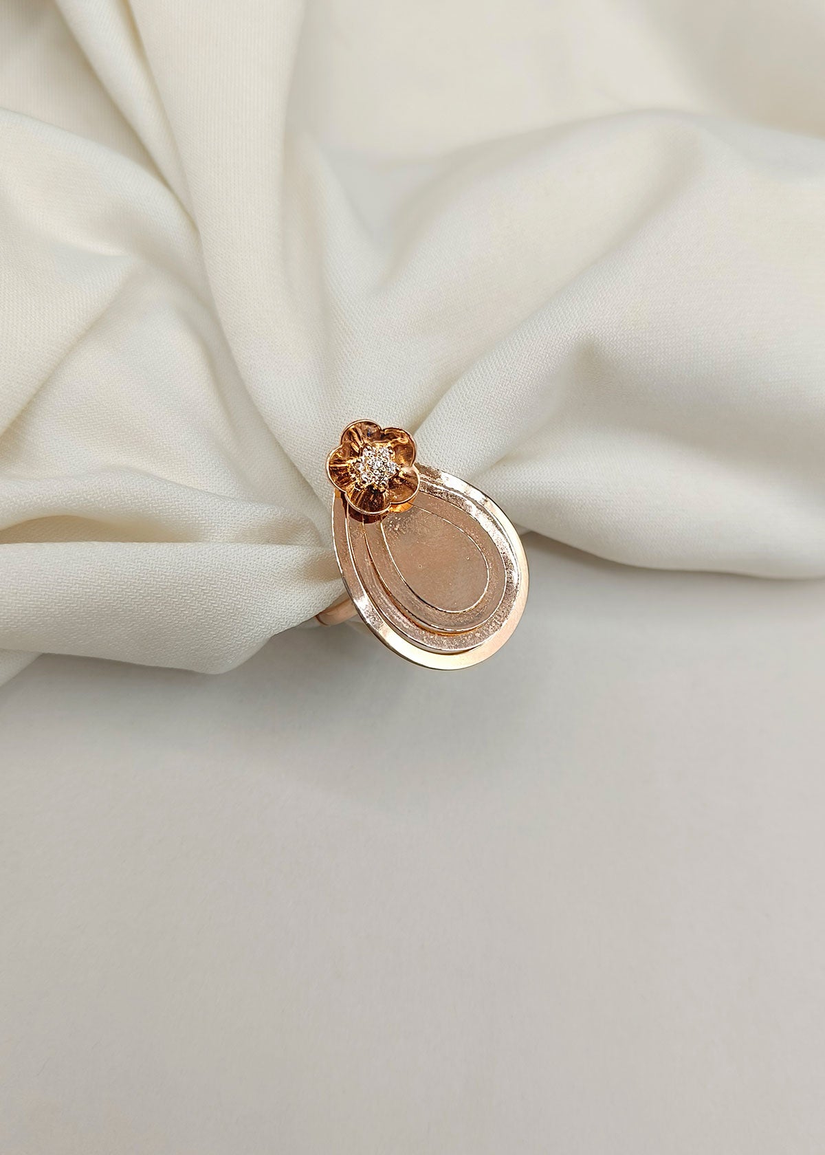 92.5 Sterling Silver Contemporary Floral Teardrop Rose Gold Plated Adjustable Big Diamond Finger Ring