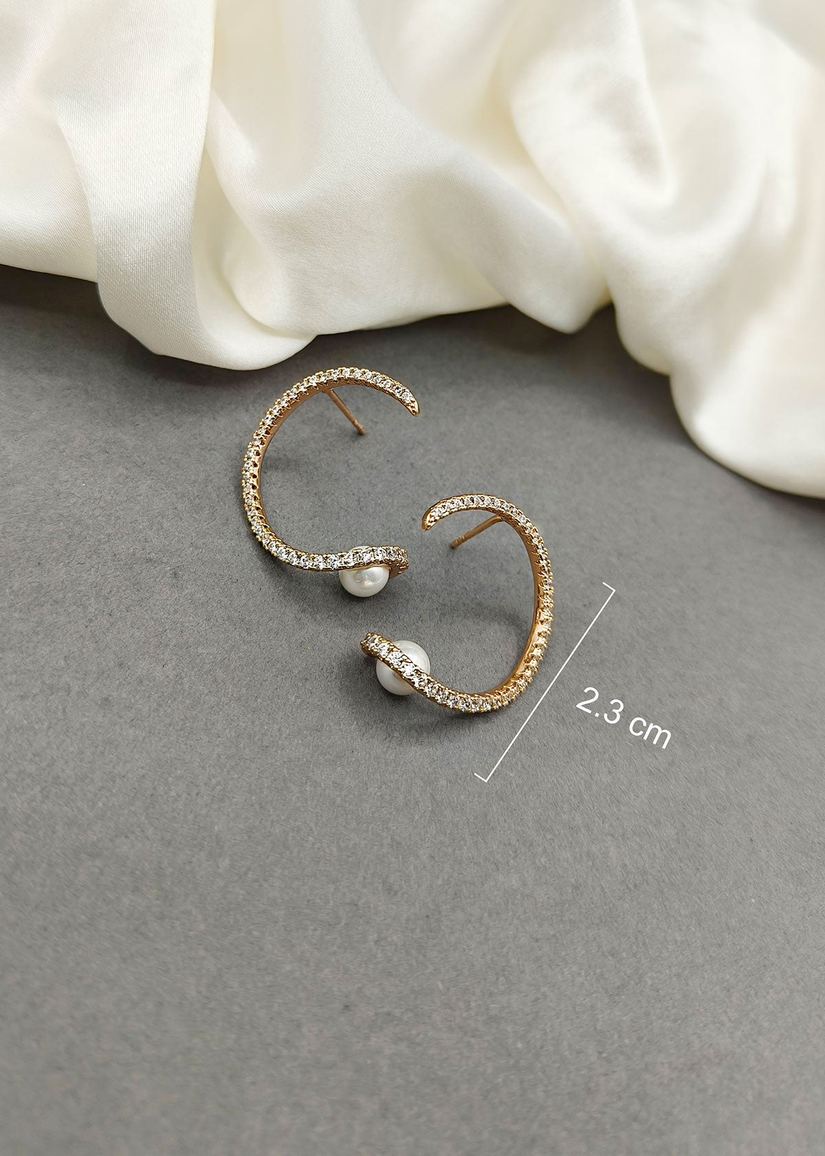 Western Style Rose Gold Plated Pearl Diamond Stud Earring For Women