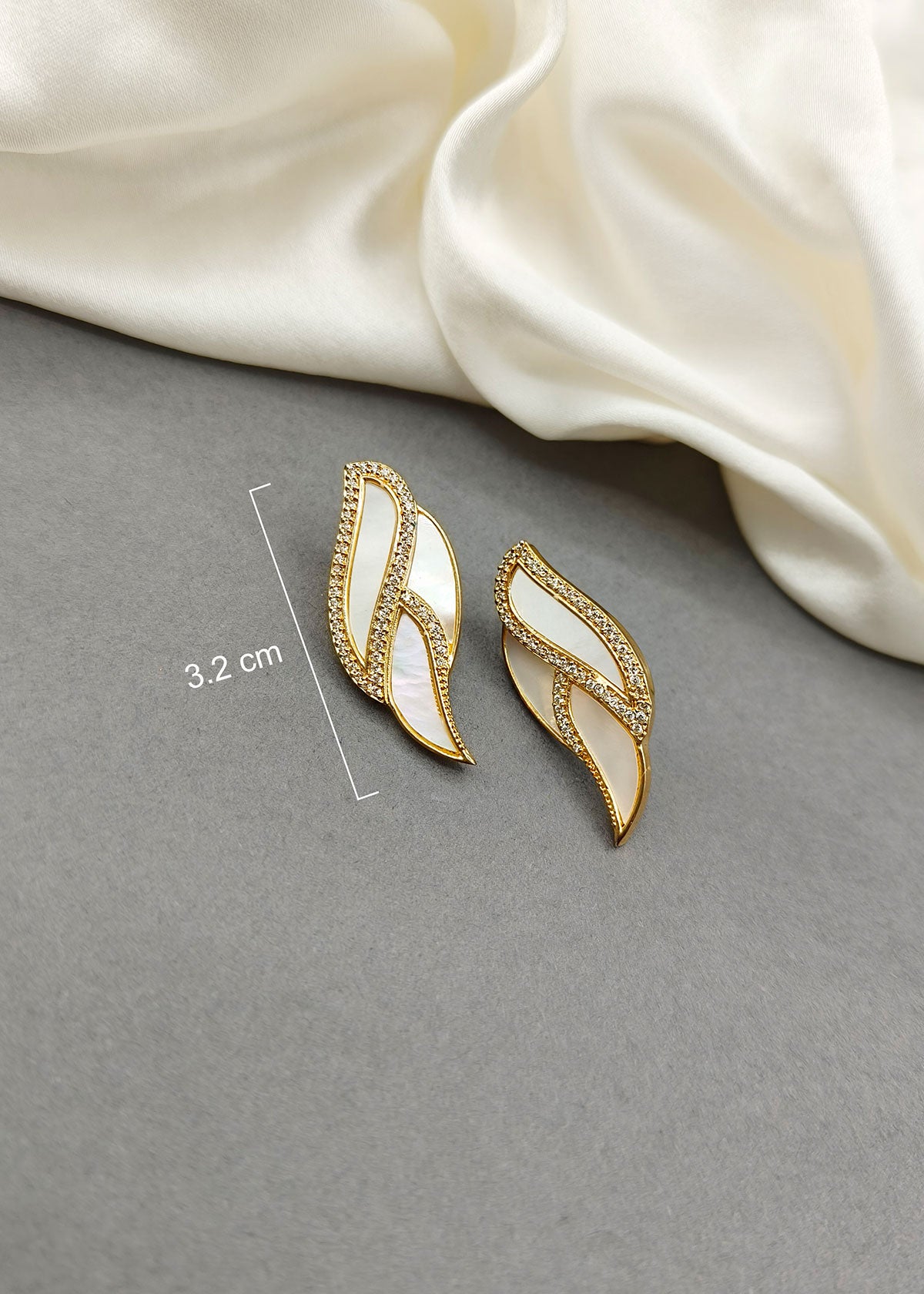 Elegant Leaf Design Mother of Pearl Gold Plated Diamond Stud Earring For Women