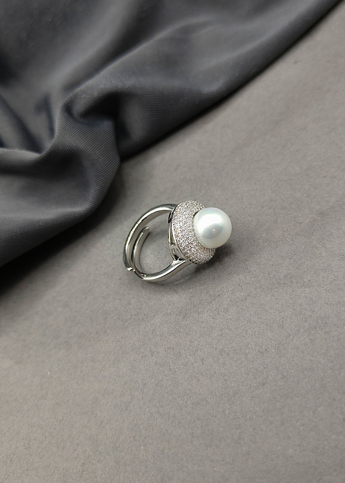 Dreamy Shine Cubic Zircon Silver Plated Pearl Adjustable Finger Ring