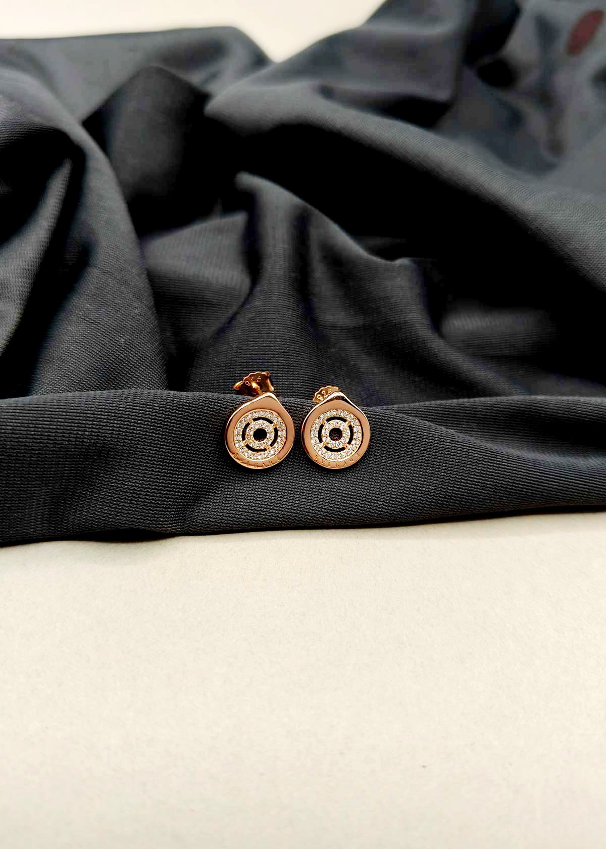 92.5 Sterling Silver Blgari Inspired Circle Design Pendant Set With Chain For Women