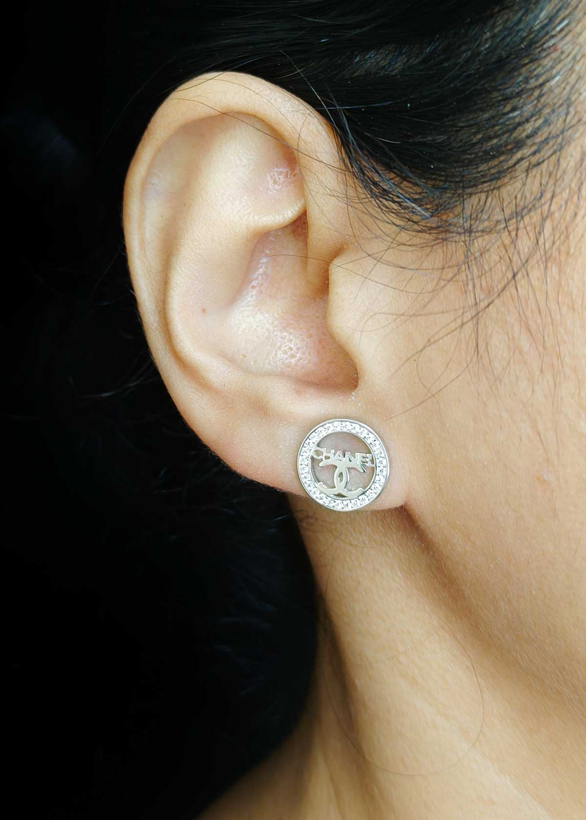 92.5 Sterling Silver Chanel Inspired With Cubic Zircon Stone Pendant Set With Chain For Women