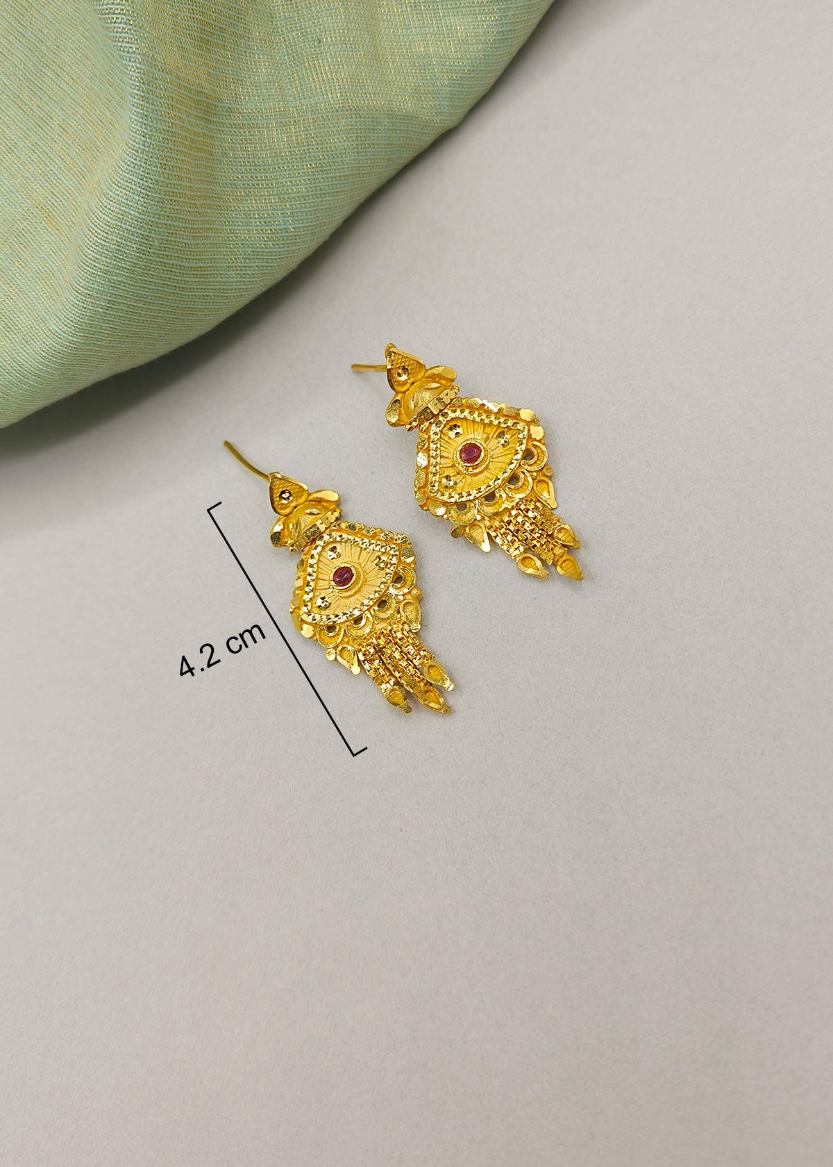 Unique Design 1 Gram Gold Gold Plated With Red Stone Short Necklace Set