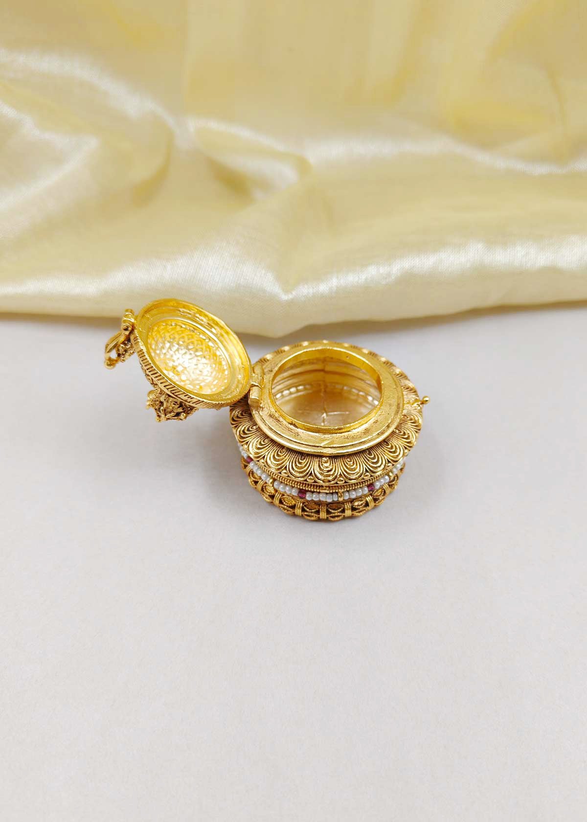 Antique Gold Temple Style Kumkum Box / Sindoor Box