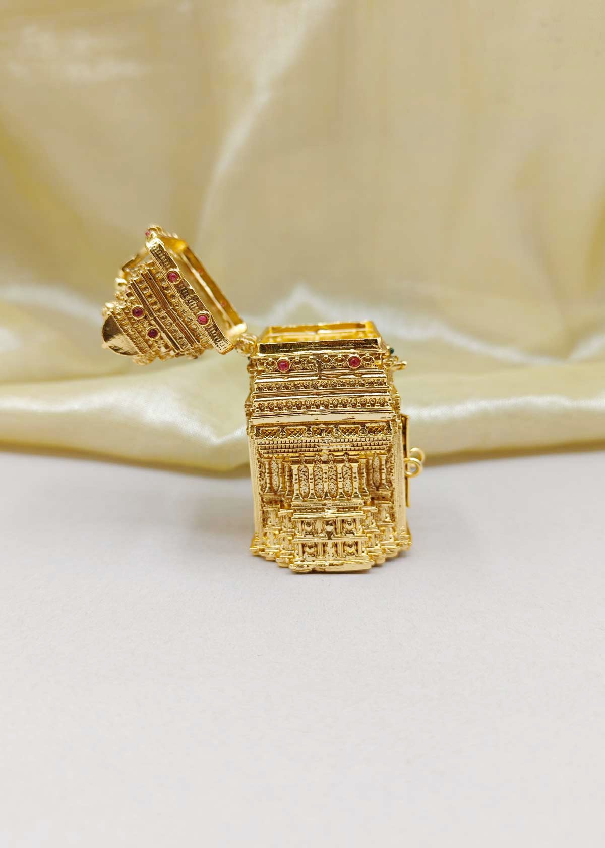 Temple Design Ganesha Antique Gold Plated Kumkum Box / Sindoor Box