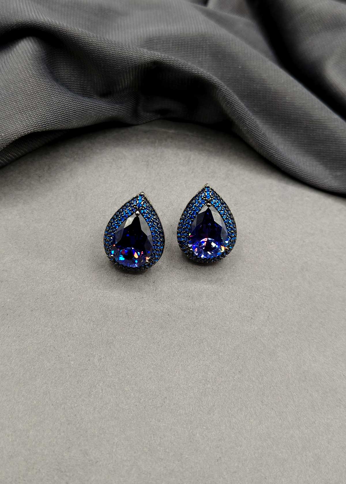 Beautiful Teardrop Cubic Zircon Stud Earrings For Women