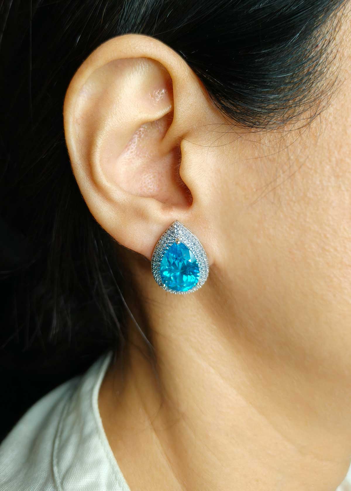 Beautiful Teardrop Cubic Zircon Stud Earrings For Women
