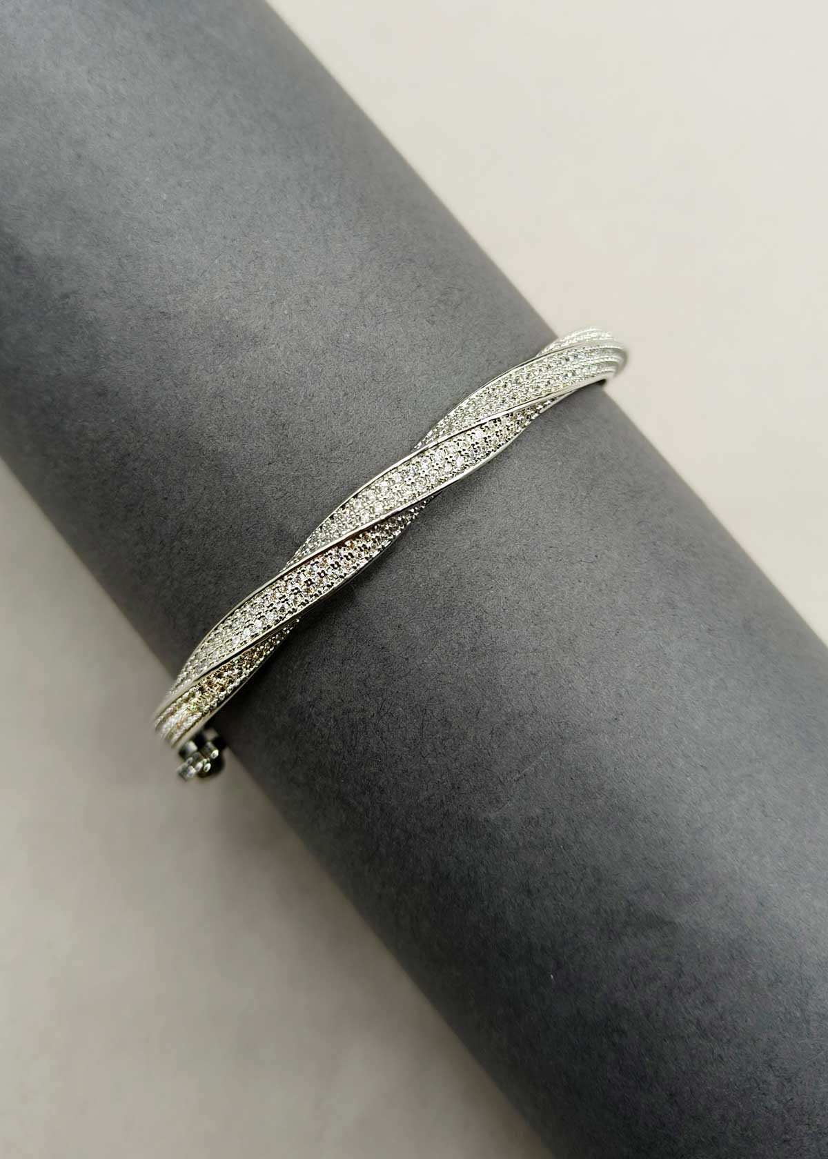 Twisting Lines Cubic Zircon Gold Silver Plated Kada Bracetet For Women