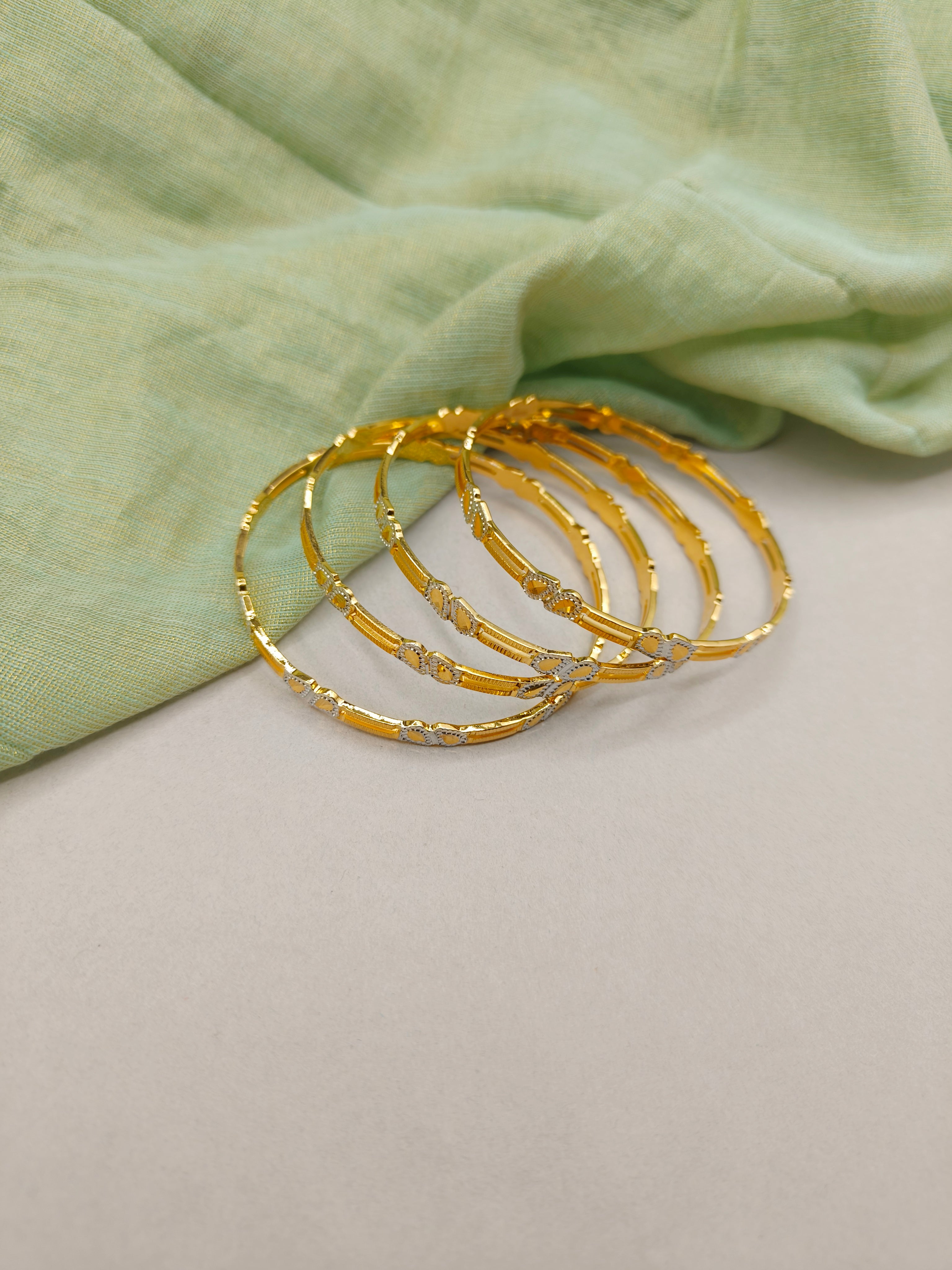 1 Gram Gold And Silver Plated Dual Tone Sleek Bangles (4Pcs)