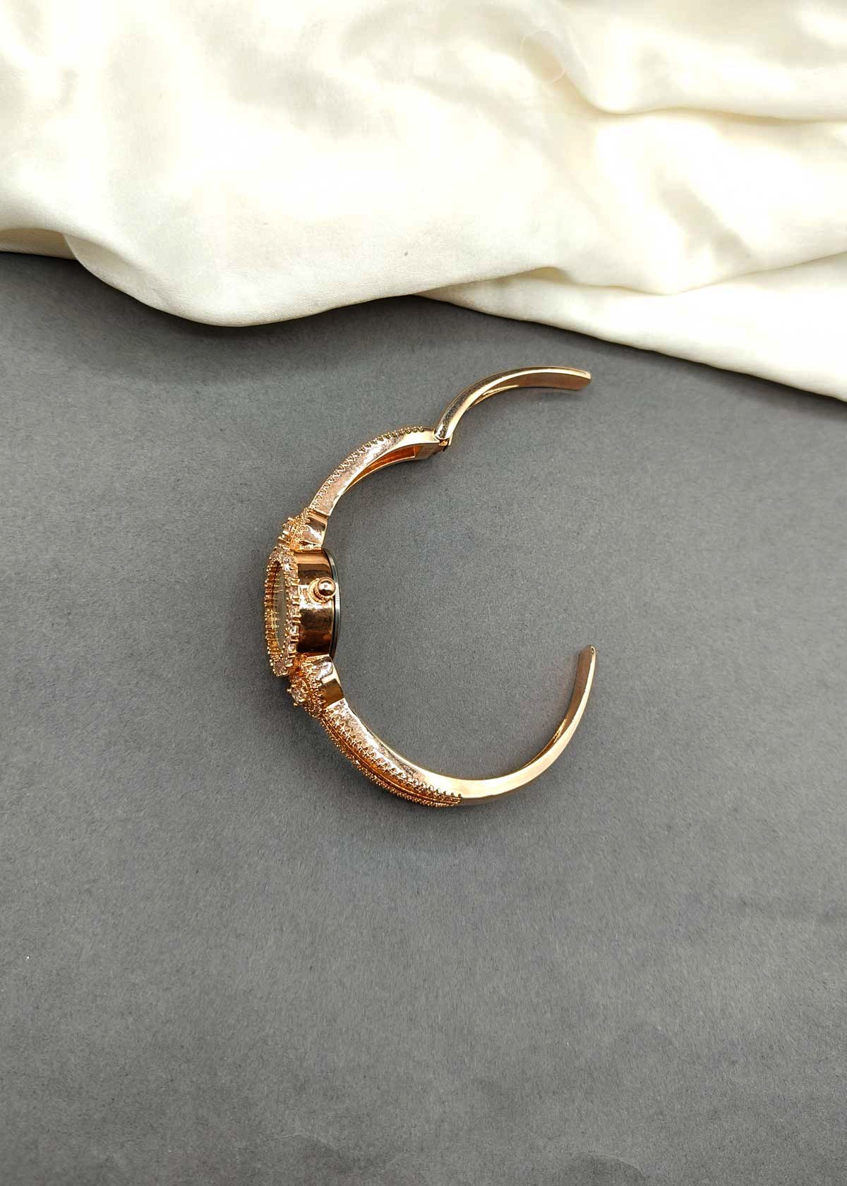 Sparkling Rose Gold Plated Cubic Zircon Cuff Style Women Watch