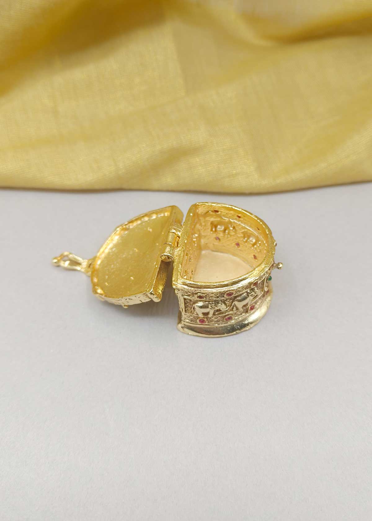 Antique Gold Plated Traditional Kumkum Box / Sindoor Box