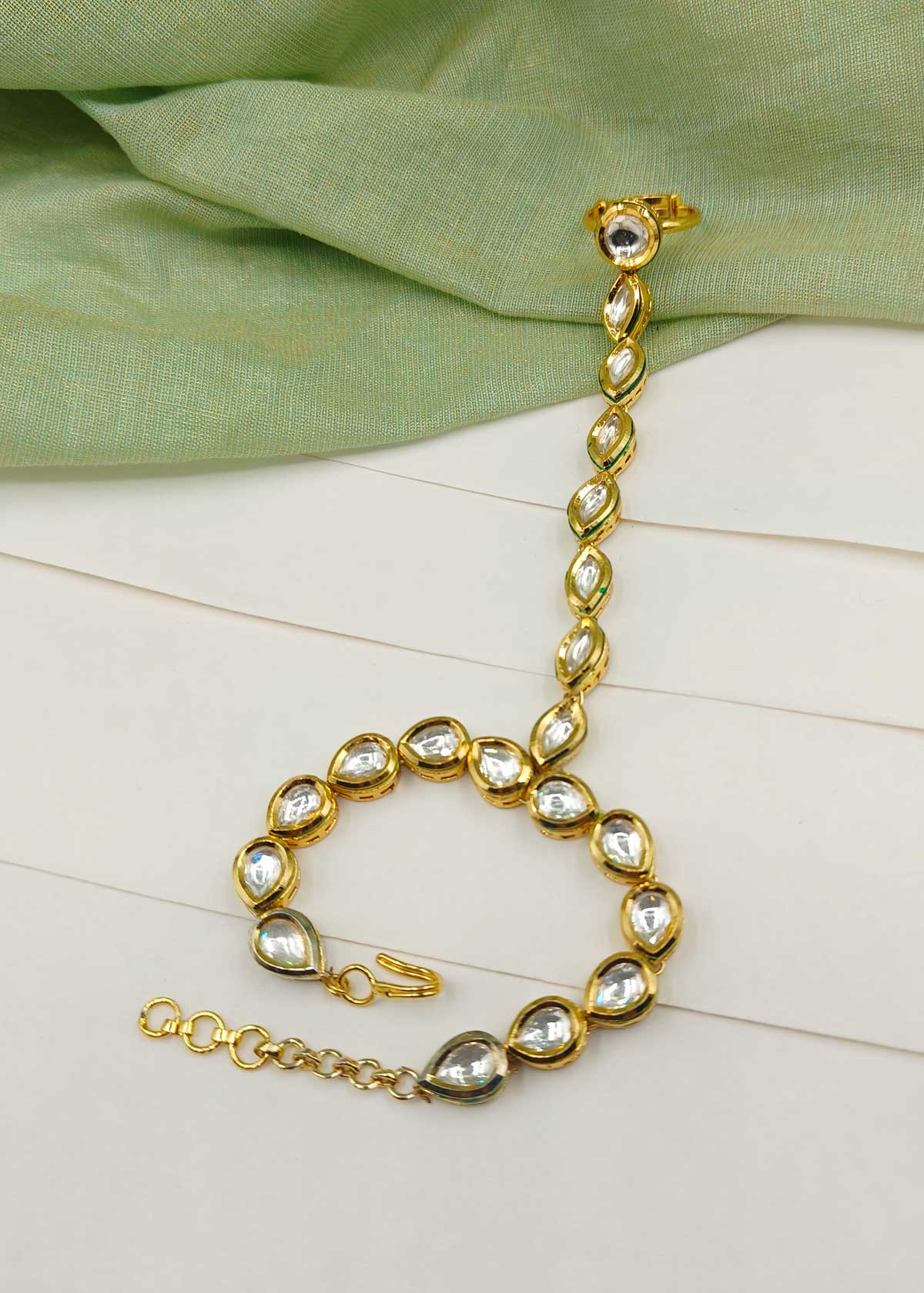 Traditional Kundan Gold Plated Adjustable Hath Pan (Single)